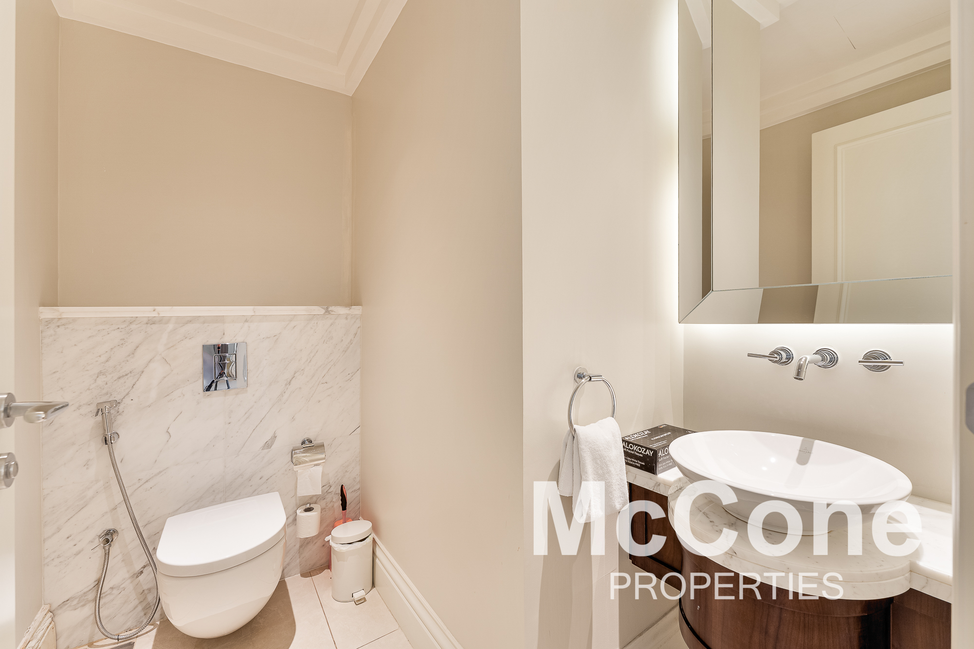2 Bedroom Apartment for Rent in Kempinski BLVD, Downtown Dubai — photo 8 of 17