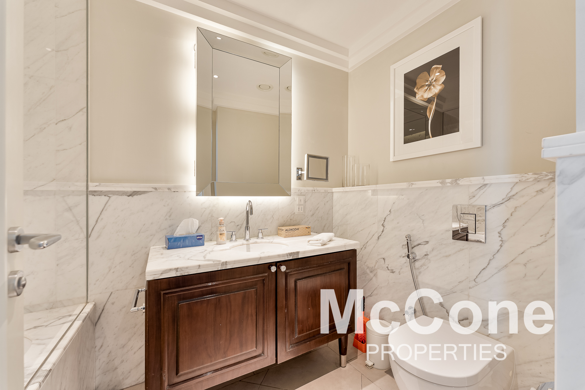 2 Bedroom Apartment for Rent in Kempinski BLVD, Downtown Dubai — photograph 13 of 17
