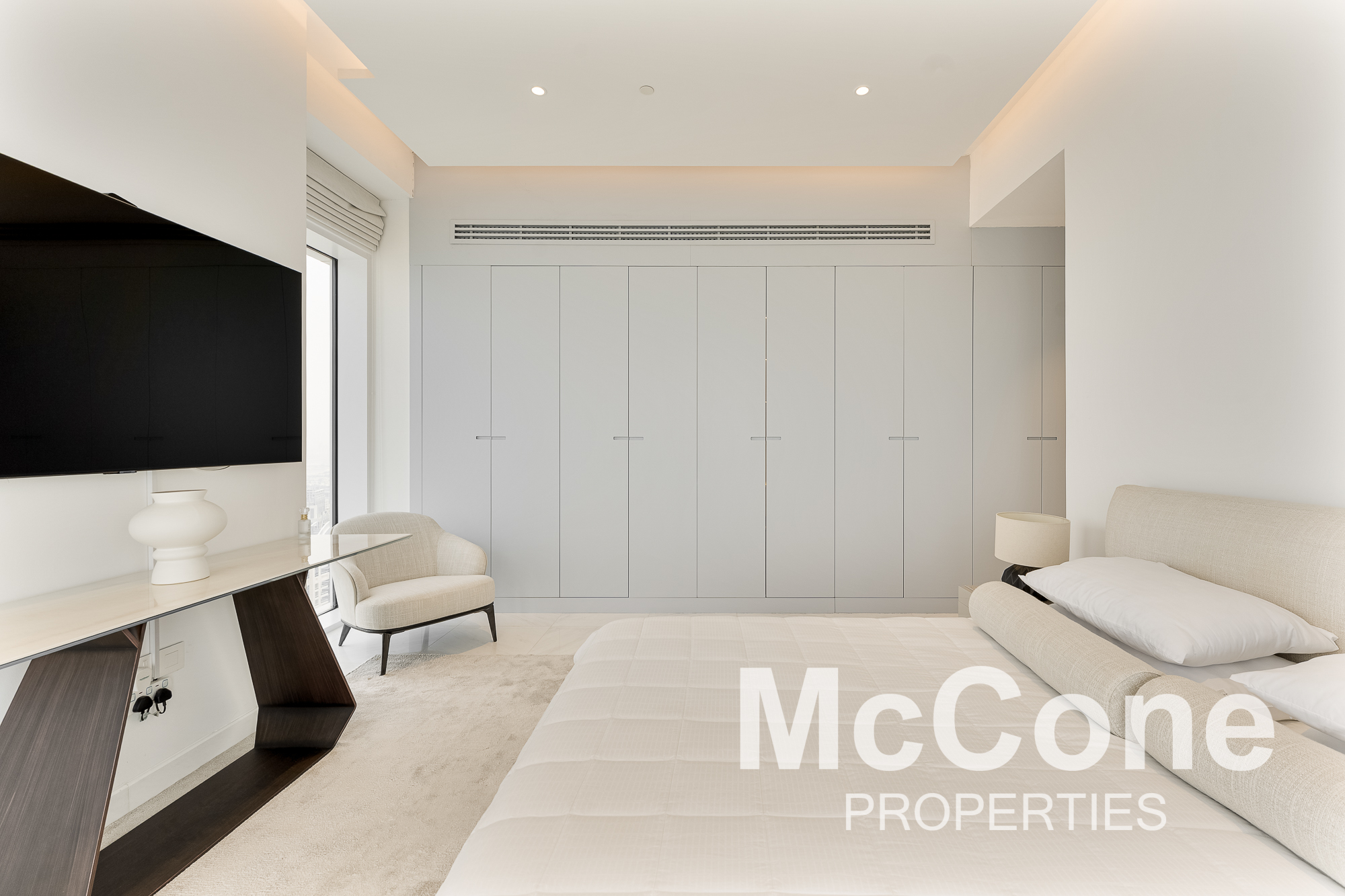 4 Bedroom Apartment for Rent in 1 JBR, Jumeirah Beach Residence — photograph 12 of 15