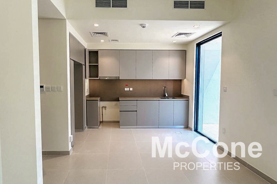 3 Bedroom Villa for Rent in Greenview, Dubai South (Dubai World Central) — photo 2 of 12