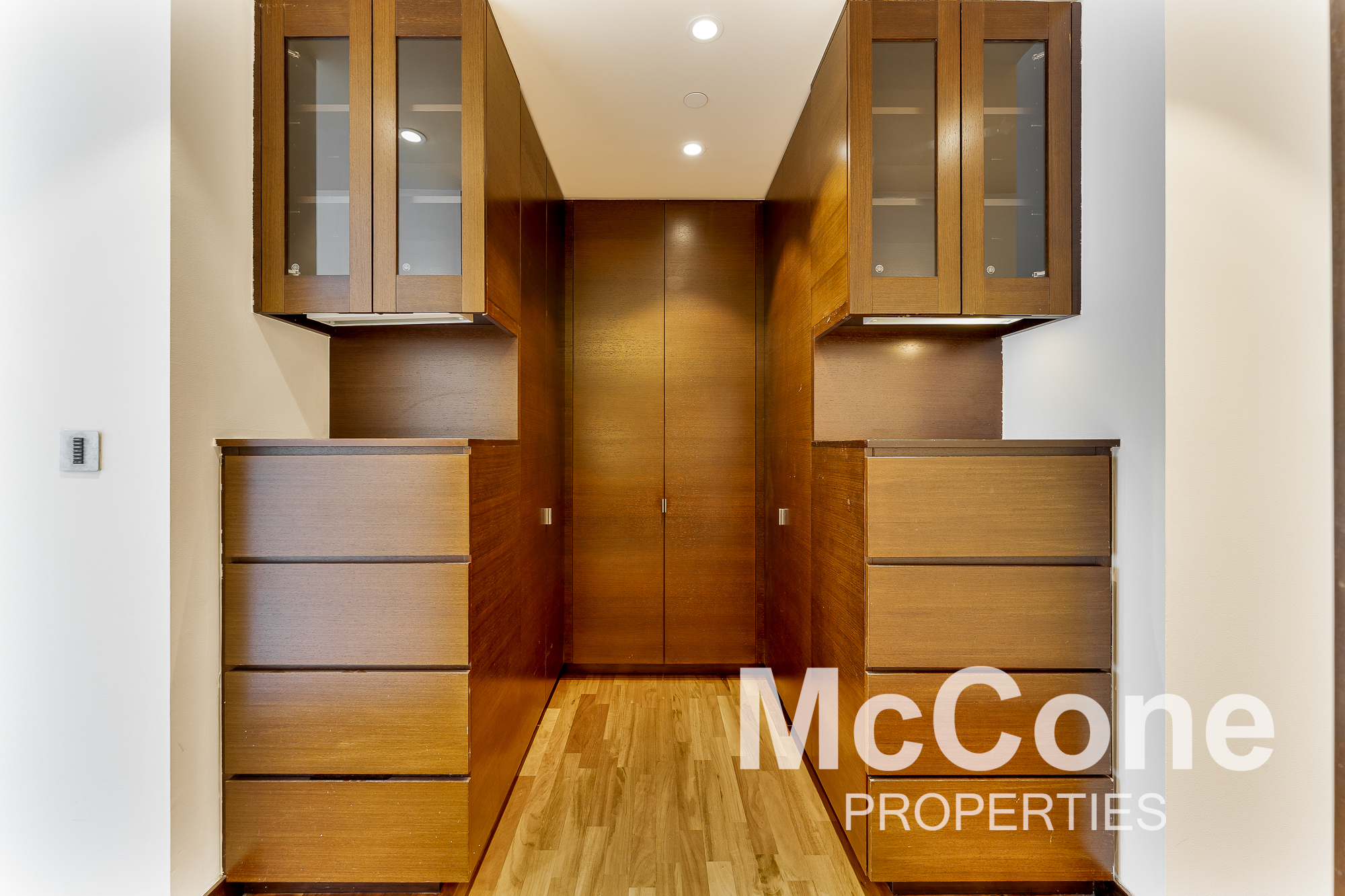 3 Bedroom Apartment for Rent in Burj Khalifa, Downtown Dubai — photograph 12 of 19