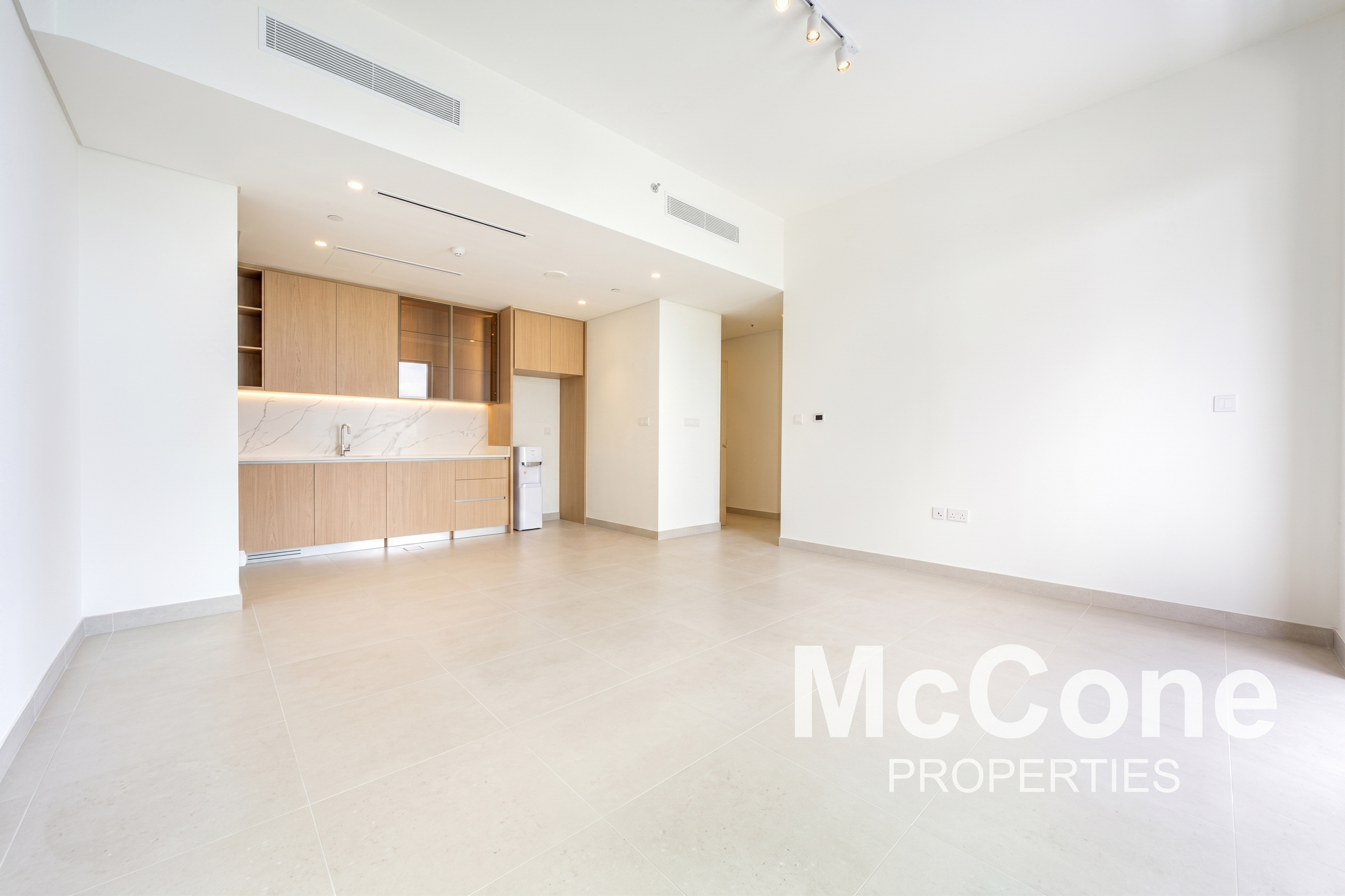 2 Bedroom Apartment for Rent in Park Horizon Tower 2, Dubai Hills Estate — photo 3 of 16