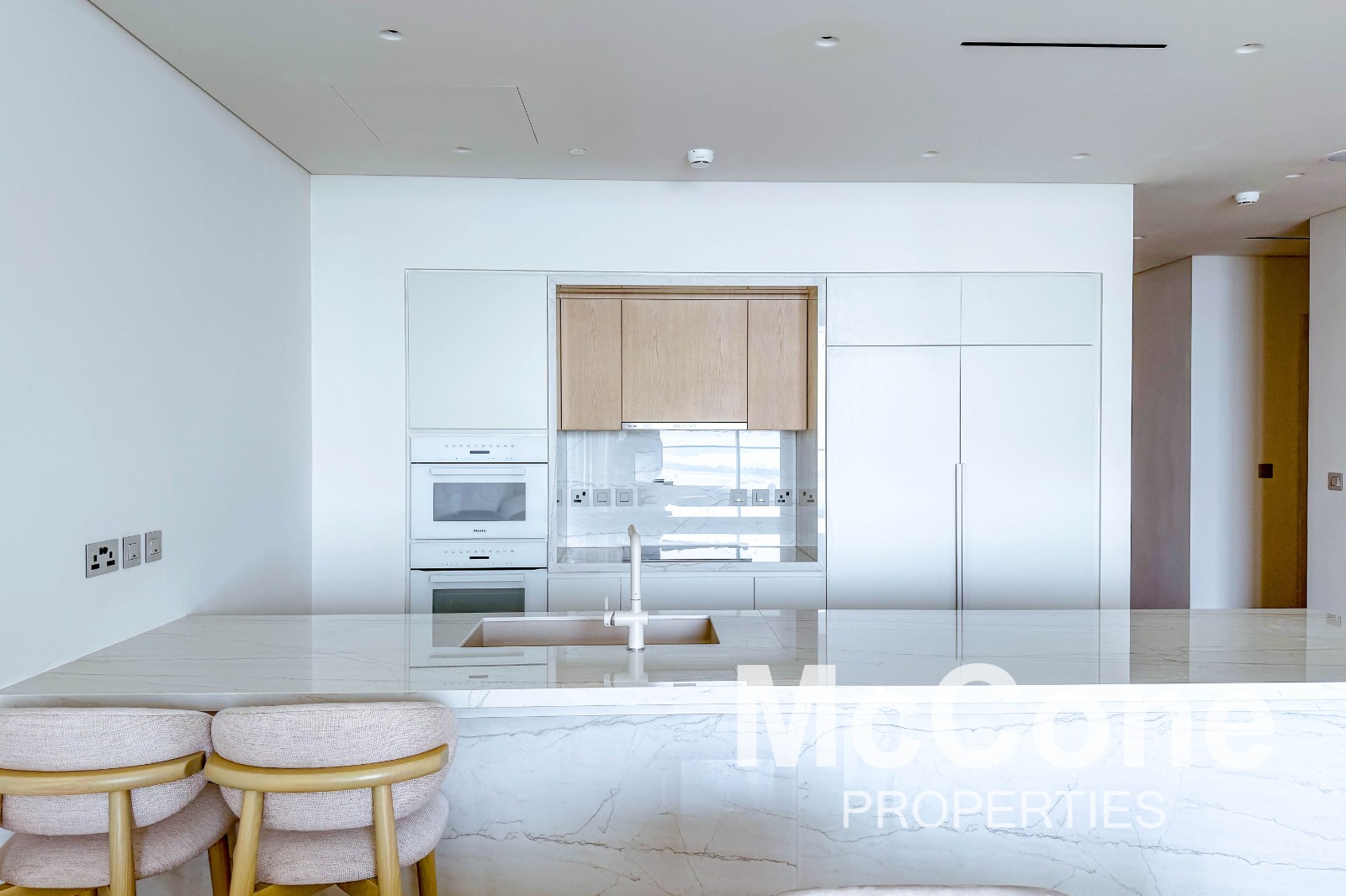 2 Bedroom Apartment for Rent in Kempinski Residences The Creek Tower 1, Al Jaddaf — photo 4 of 24
