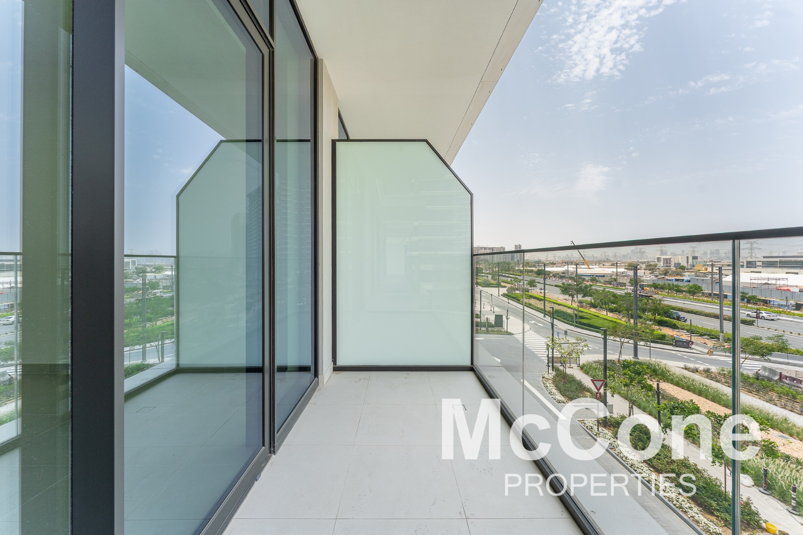 1 Bedroom Apartment for Rent in Golf Grand, Dubai Hills Estate — photo 8 of 12