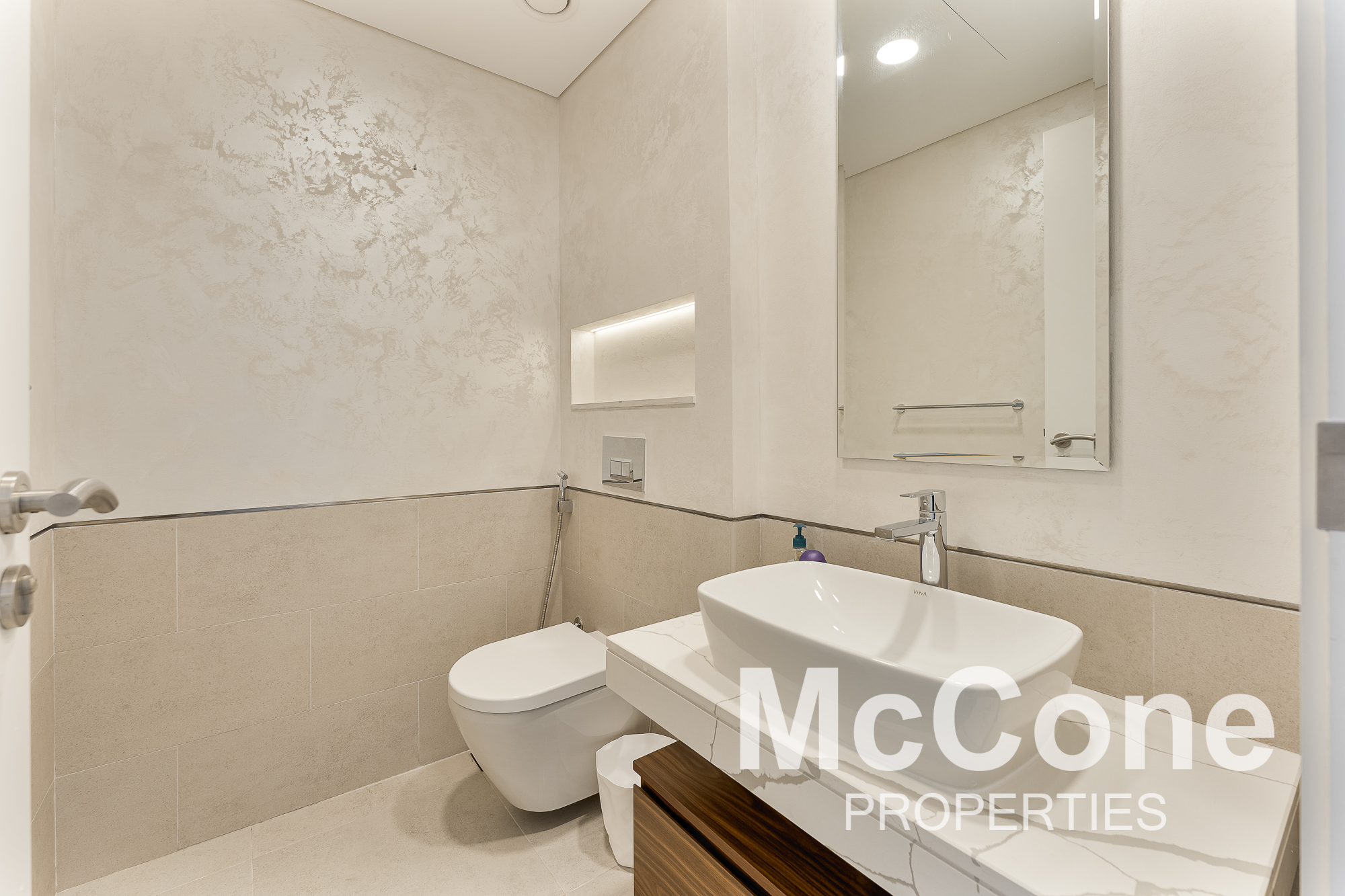 4 Bedroom Apartment for Rent in Asayel, Umm Suqeim — photo 9 of 30
