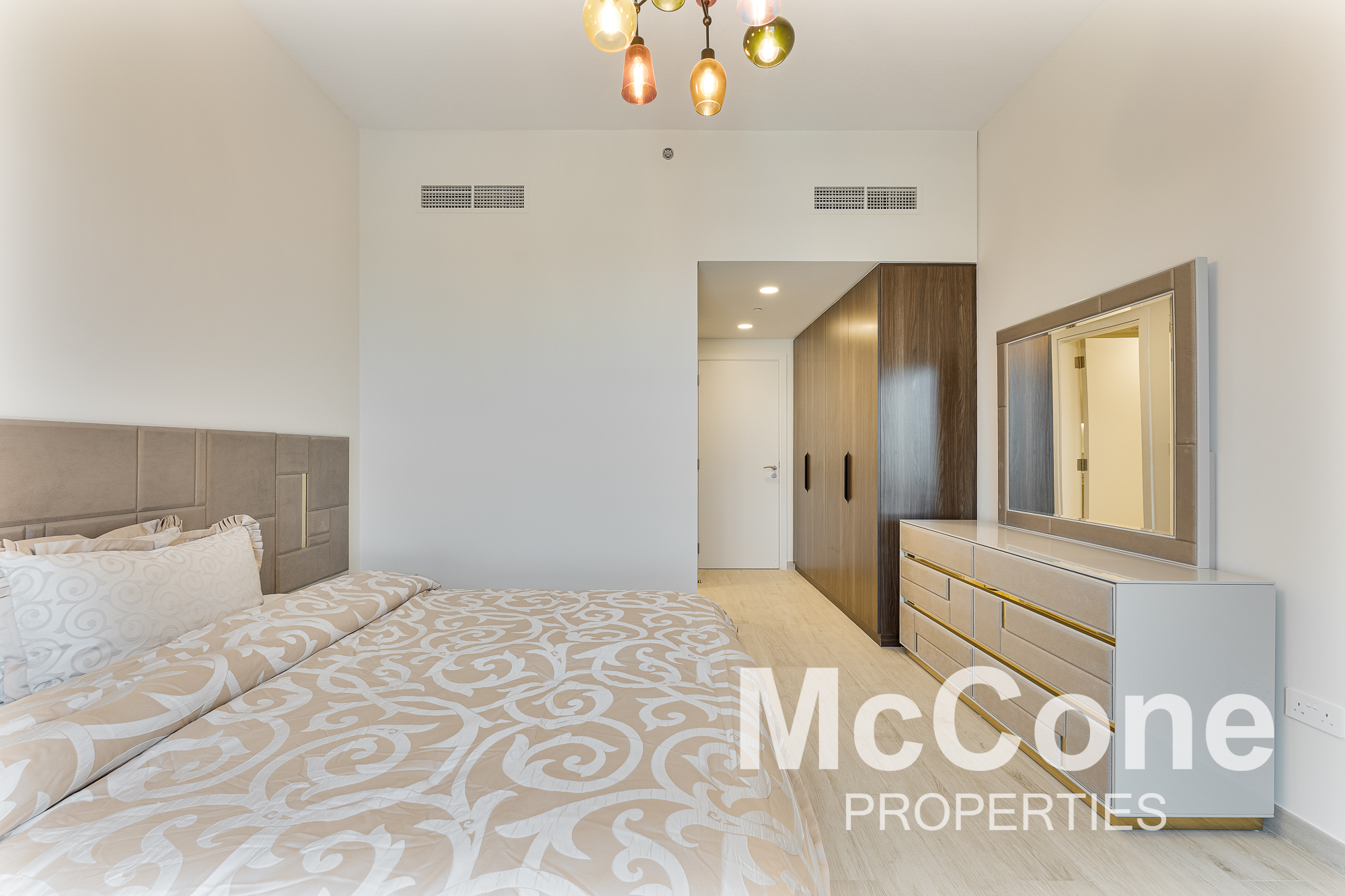4 Bedroom Apartment for Rent in Asayel, Umm Suqeim — photograph 12 of 30