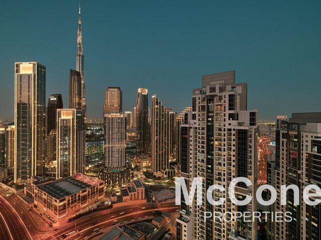 2 Bedroom Apartment for Rent in Paramount Tower Hotel & Residences, Business Bay