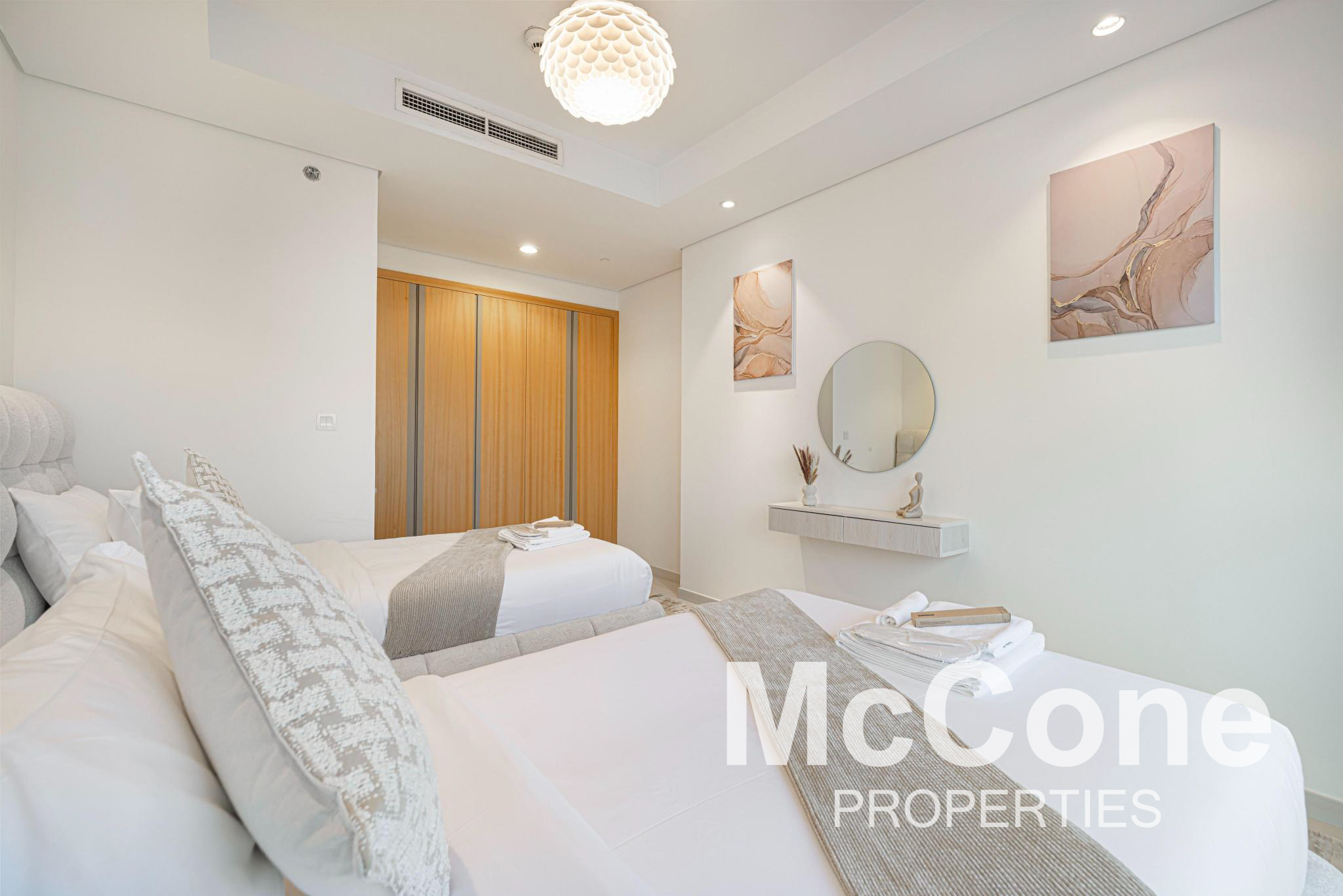 2 Bedroom Apartment for Rent in Paramount Tower Hotel & Residences, Business Bay — photograph 12 of 27