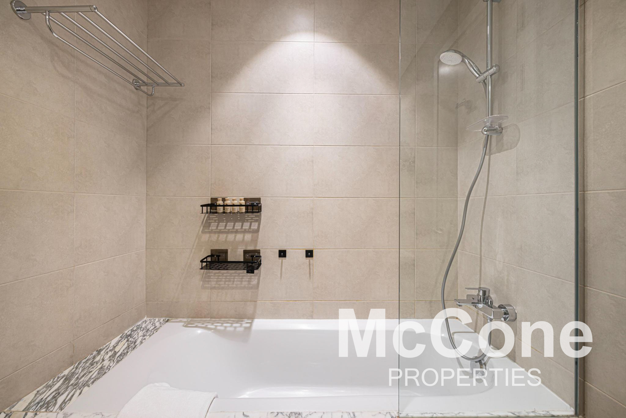 2 Bedroom Apartment for Rent in Paramount Tower Hotel & Residences, Business Bay — photograph 20 of 27