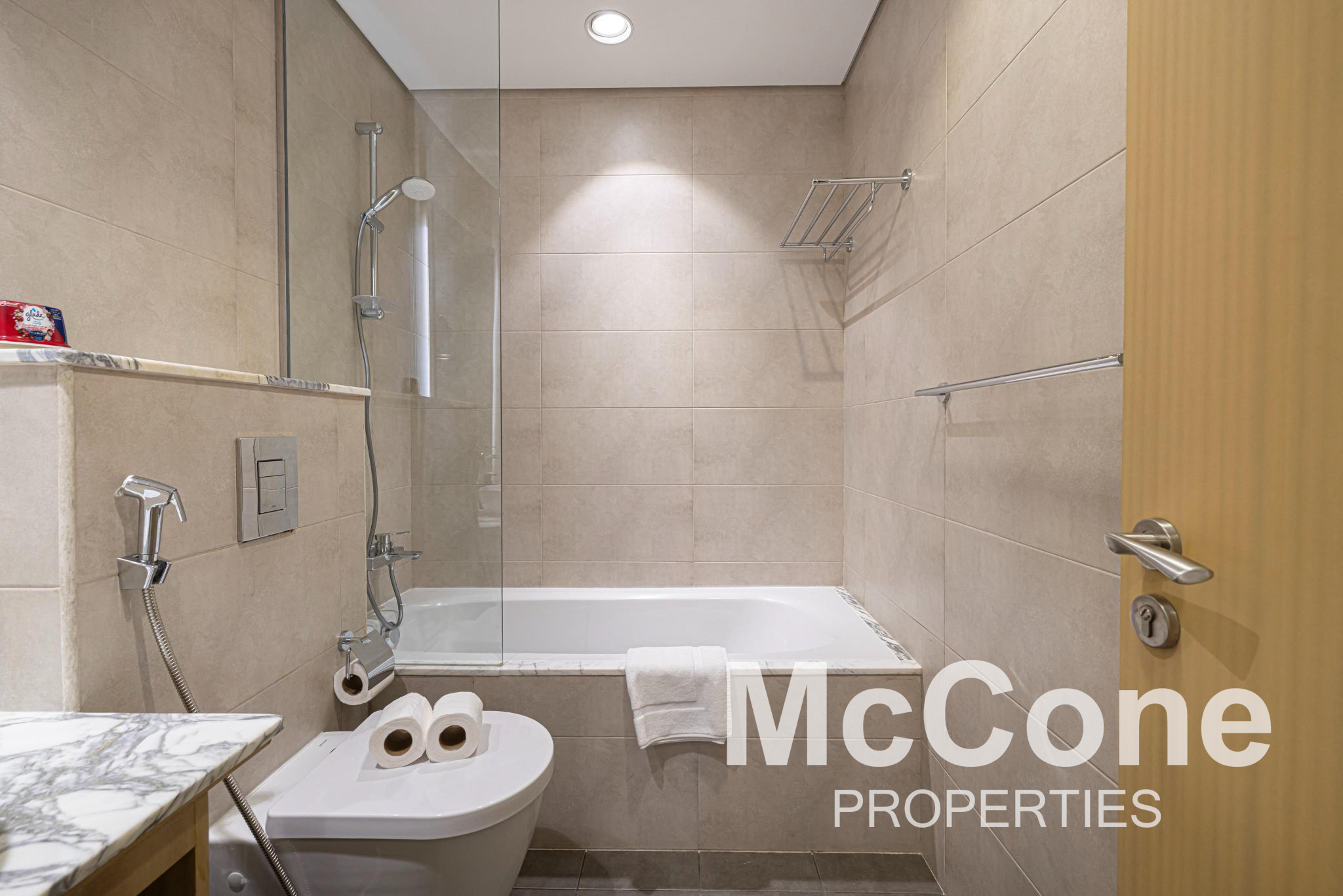 2 Bedroom Apartment for Rent in Paramount Tower Hotel & Residences, Business Bay — photograph 22 of 27