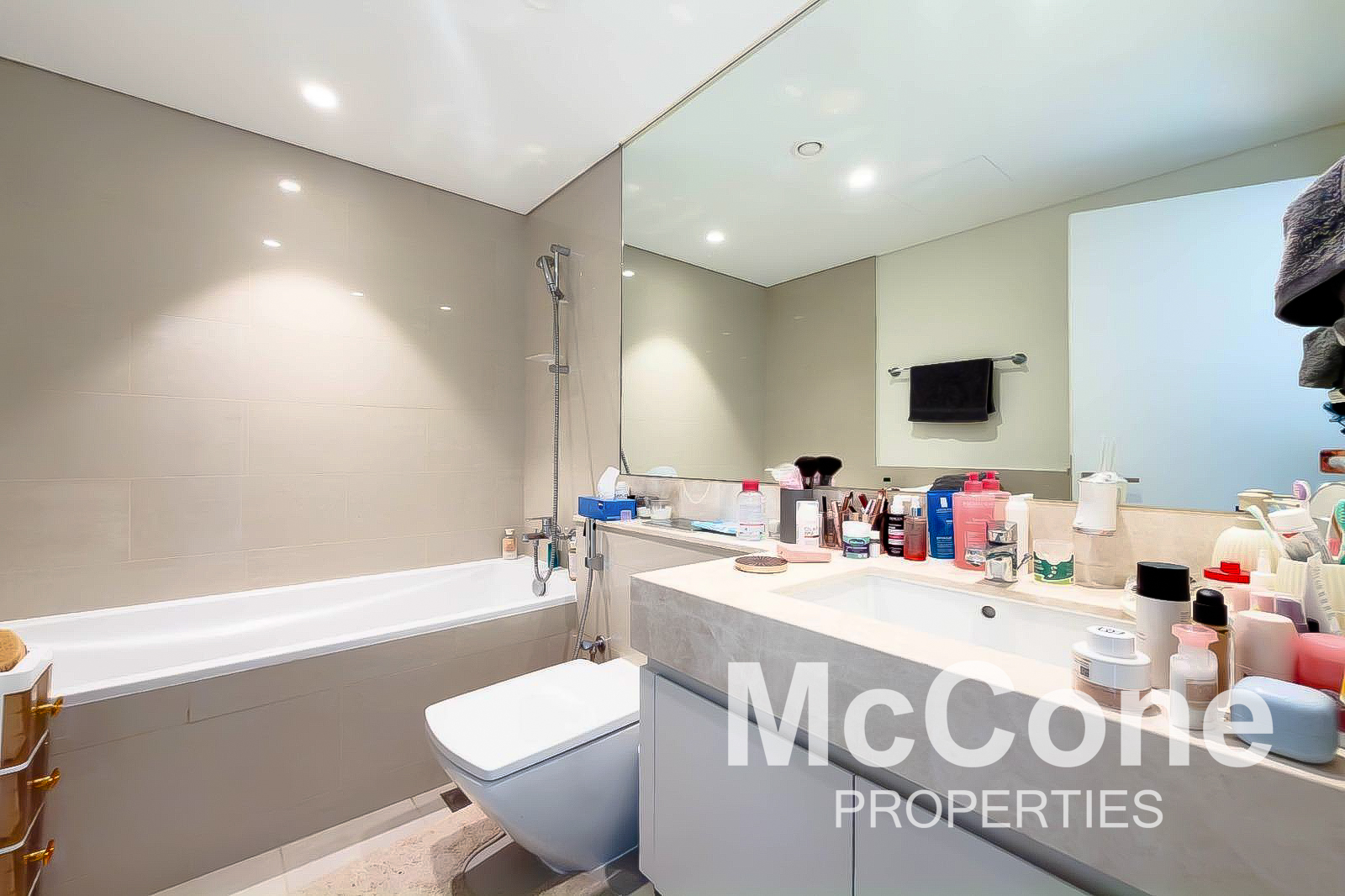 1 Bedroom Apartment for Rent in Act One, Downtown Dubai — photograph 13 of 18