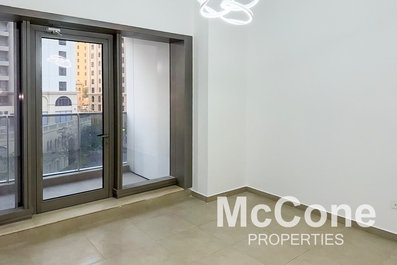 Studio Apartment for Rent in Sparkle Tower 2, Dubai Marina — photo 6 of 10
