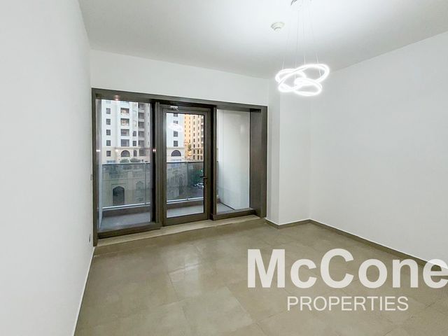 Studio Apartment for Rent in Sparkle Tower 2, Dubai Marina