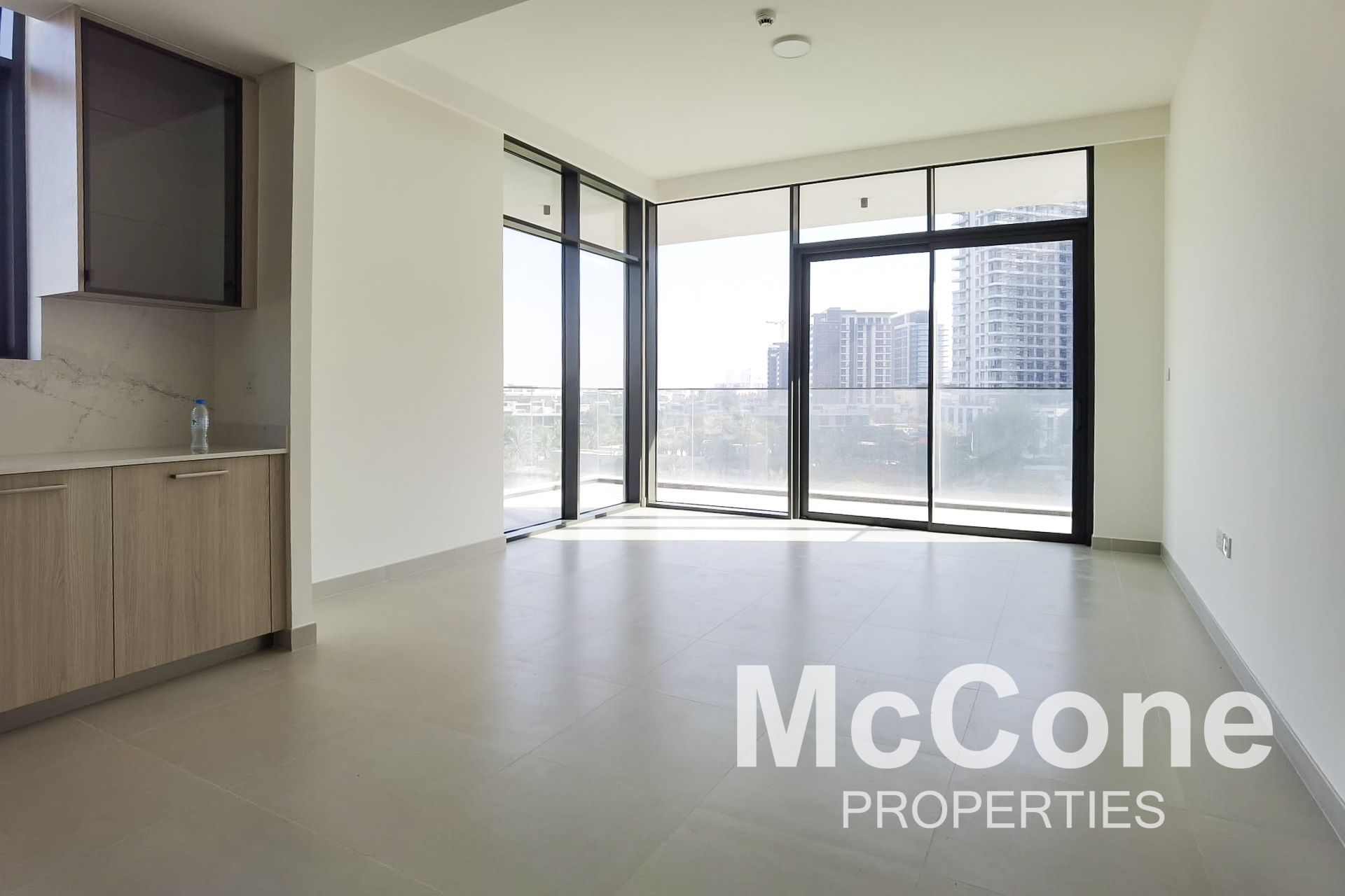 2 Bedroom Apartment for Rent in Golf Grand, Dubai Hills Estate — photo 2 of 16