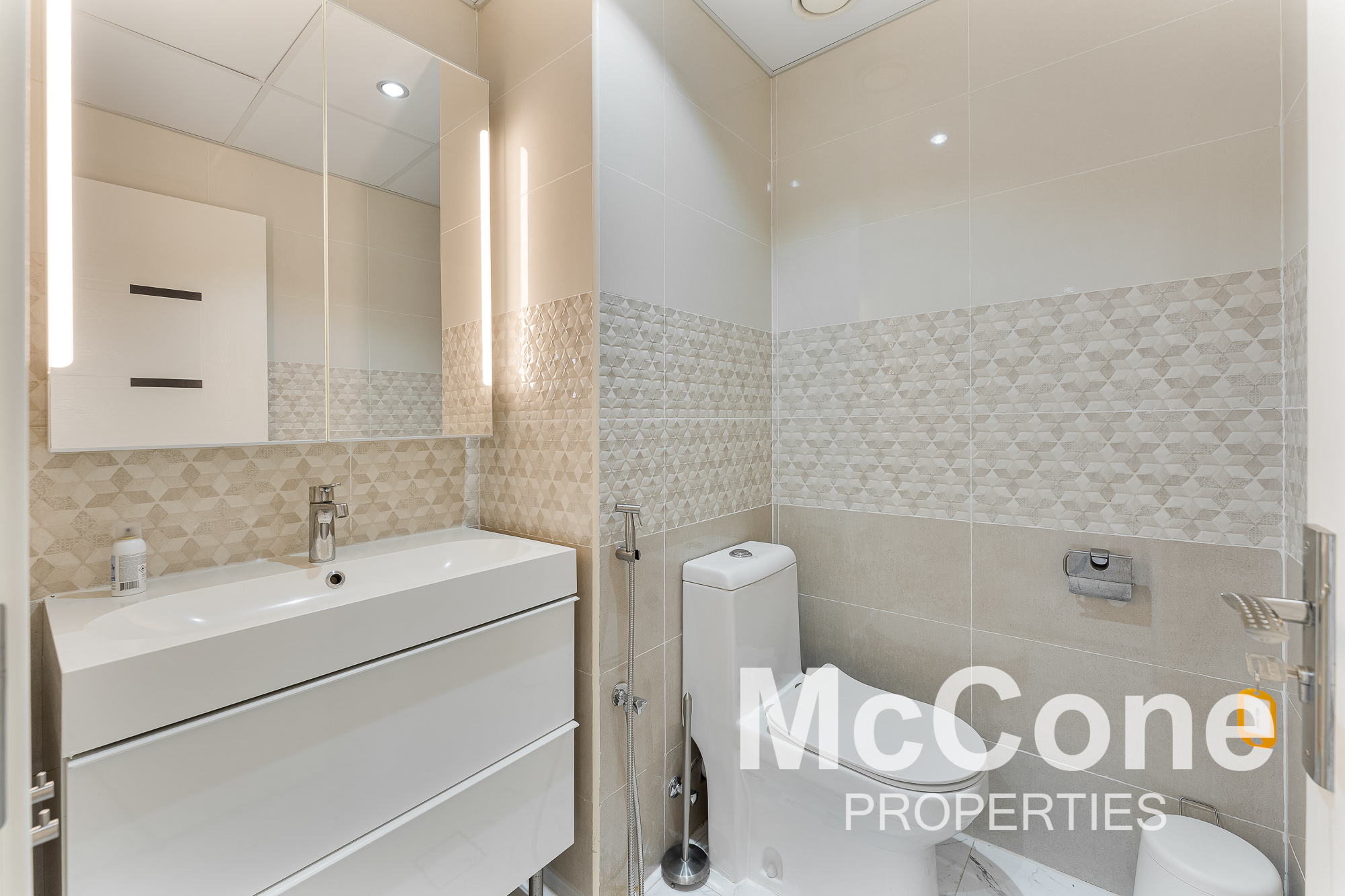 2 Bedroom Apartment for Rent in Rimal 1, Jumeirah Beach Residence — photograph 15 of 22