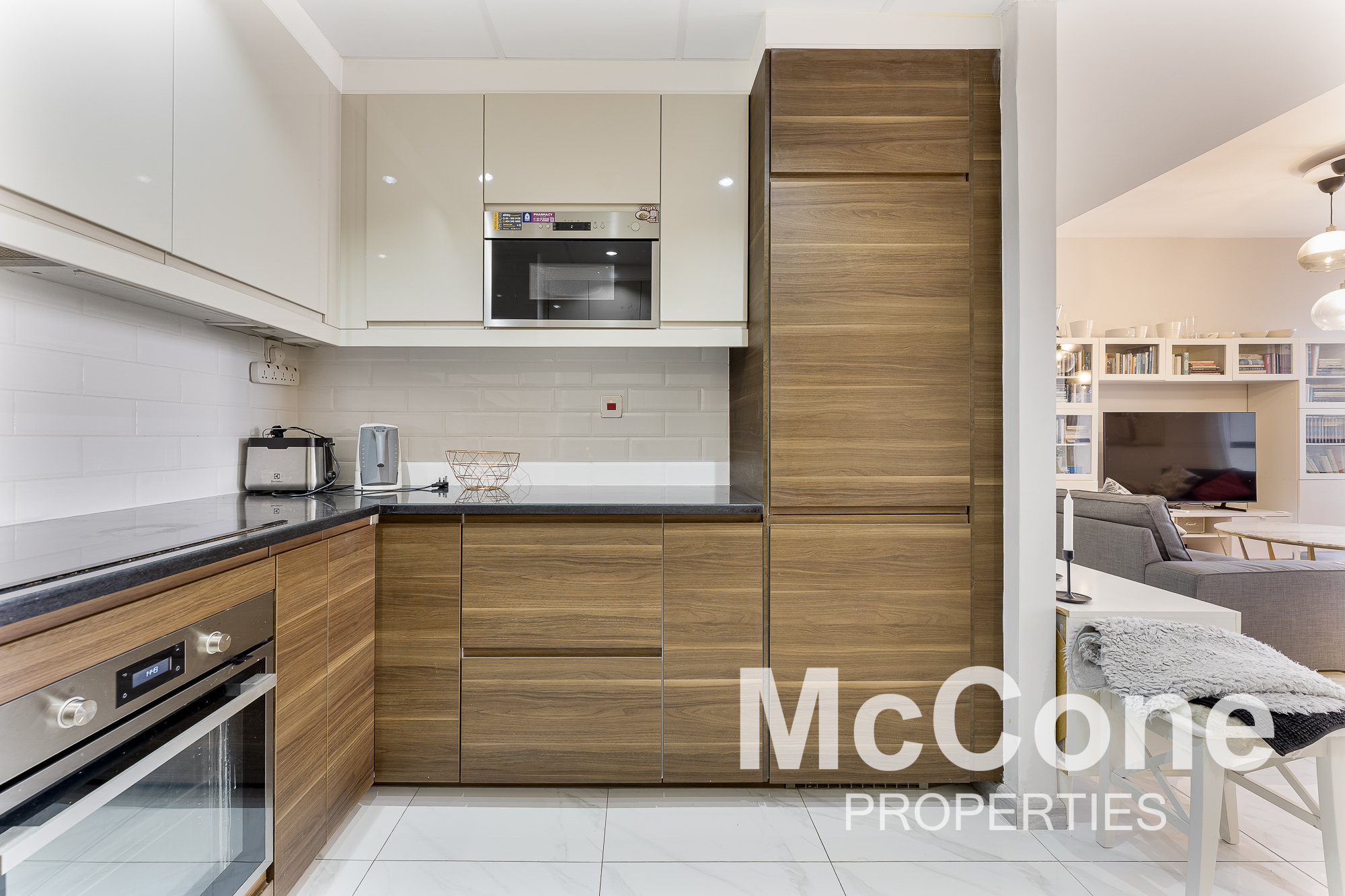 2 Bedroom Apartment for Rent in Rimal 1, Jumeirah Beach Residence — photo 6 of 22