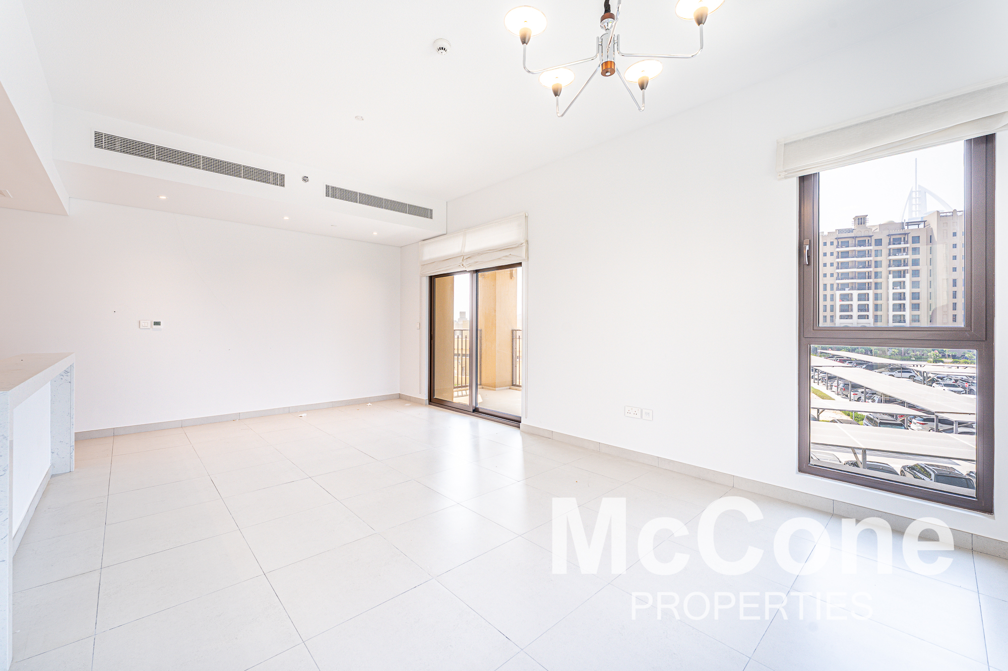 2 Bedroom Apartment for Rent in Jadeel, Umm Suqeim — photo 2 of 18