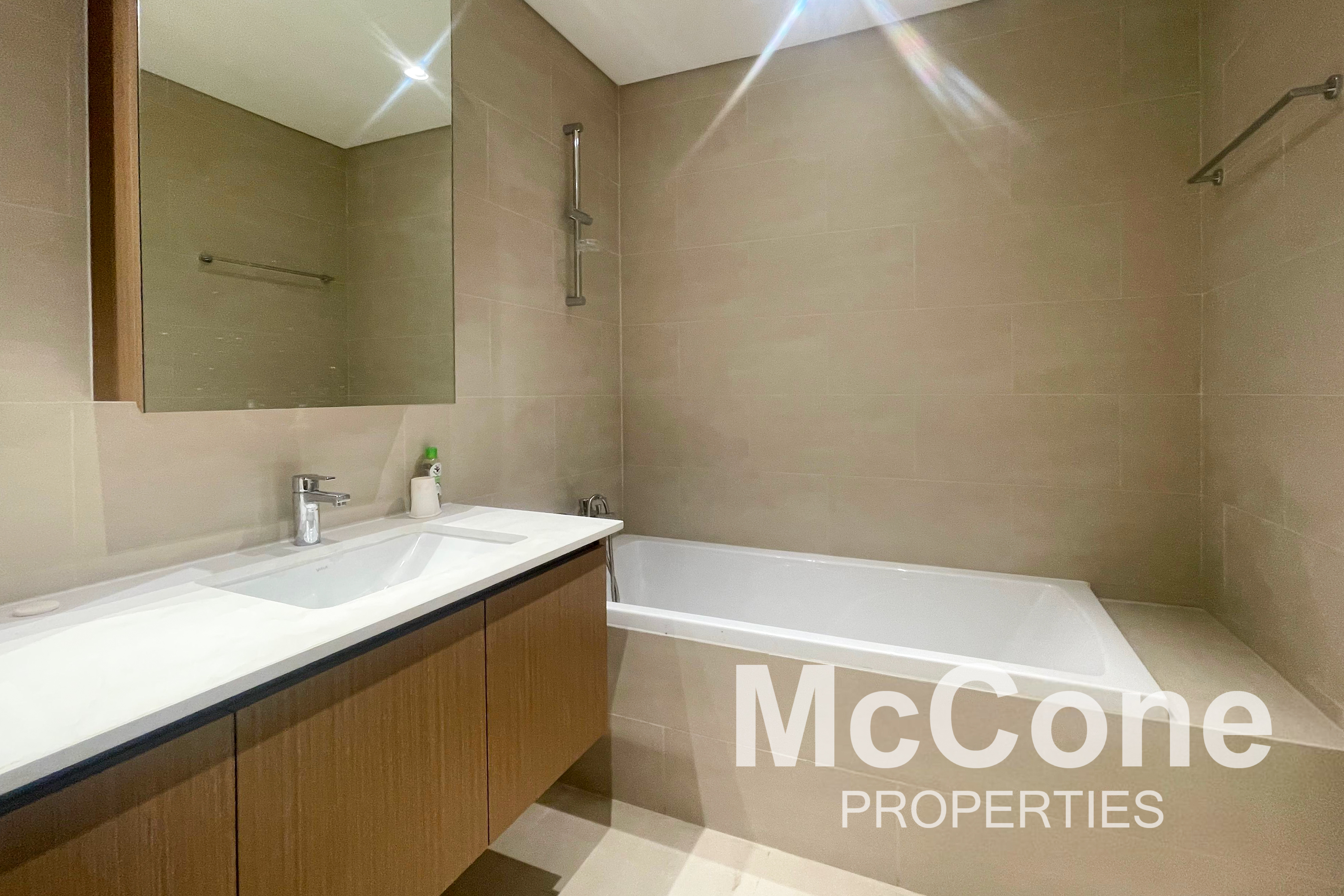 2 Bedroom Apartment for Rent in Grove at Creek Beach Building 1, Dubai Creek Harbour (The Lagoons) — photograph 11 of 19
