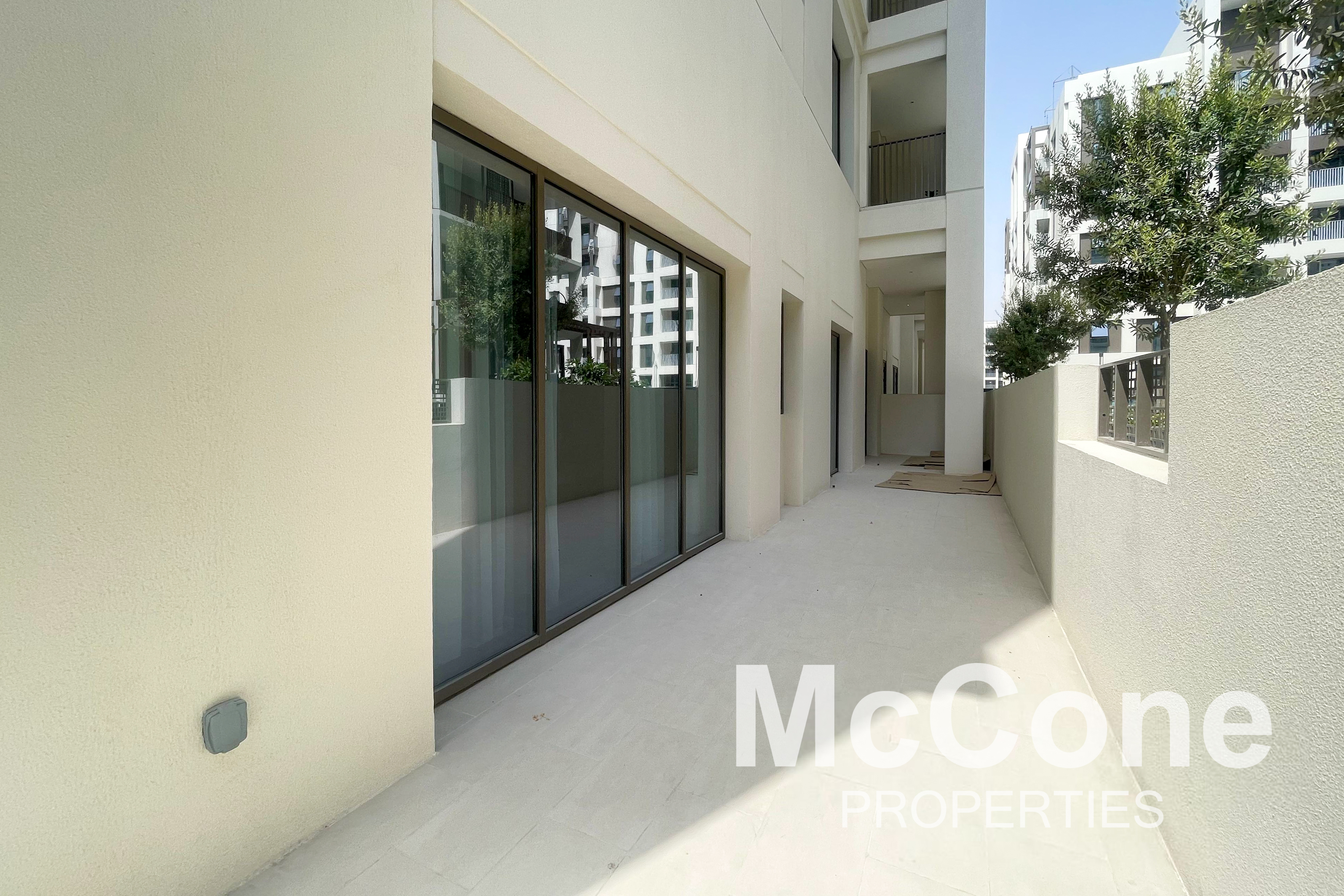 2 Bedroom Apartment for Rent in Grove at Creek Beach Building 1, Dubai Creek Harbour (The Lagoons) — photograph 14 of 19