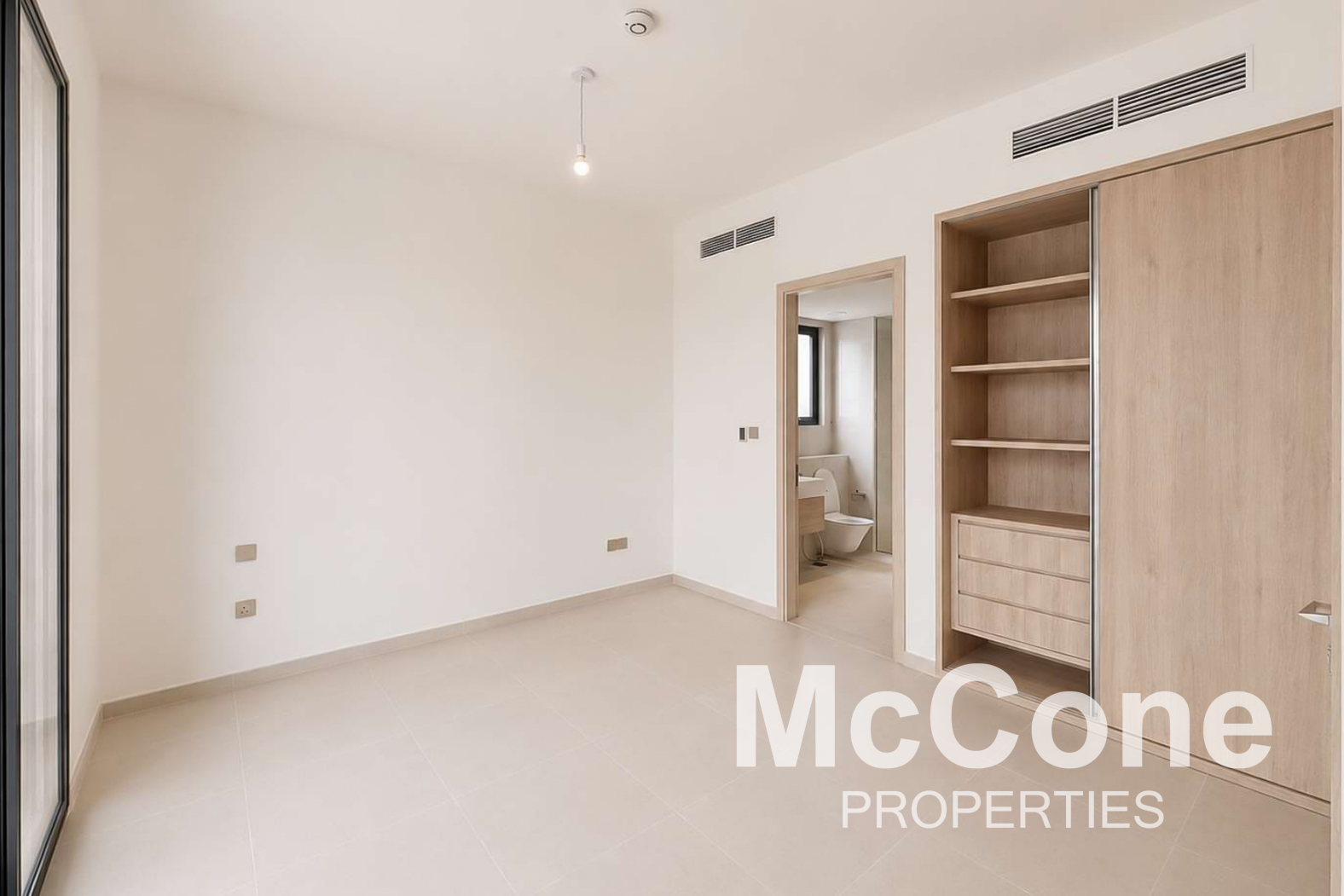 4 Bedroom Villa for Rent in Jebel Ali Village Villas, Jebel Ali — photo 8 of 26