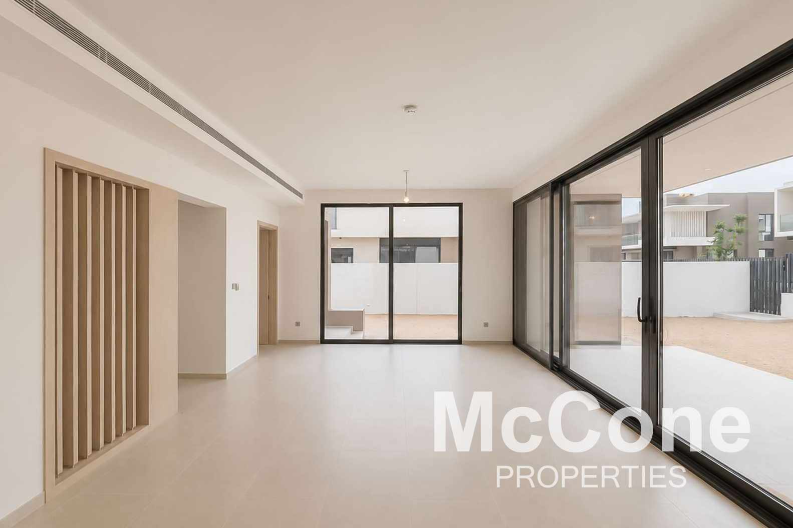 4 Bedroom Villa for Rent in Jebel Ali Village Villas, Jebel Ali — photo 3 of 26