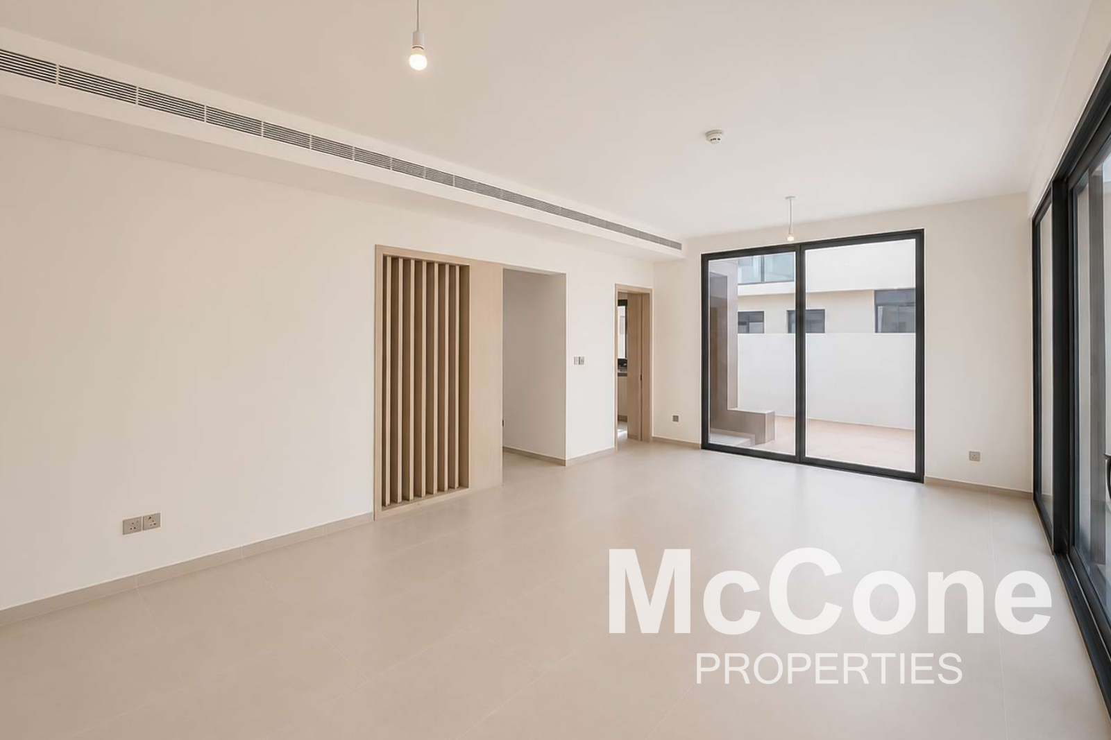 4 Bedroom Villa for Rent in Jebel Ali Village Villas, Jebel Ali — photo 2 of 26