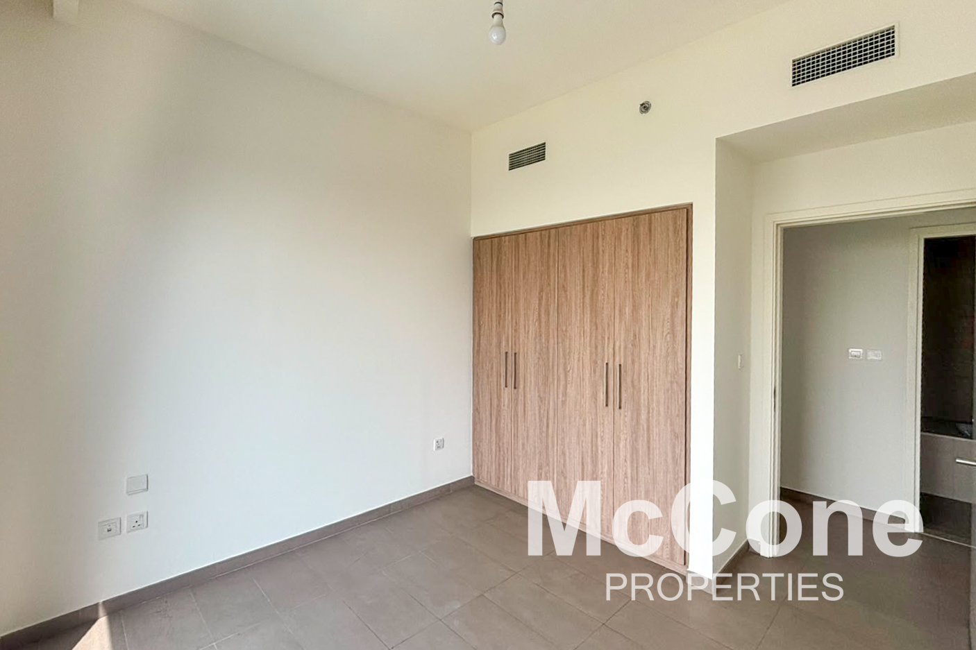 2 Bedroom Apartment for Rent in Executive Residences 2, Dubai Hills Estate — photo 9 of 18