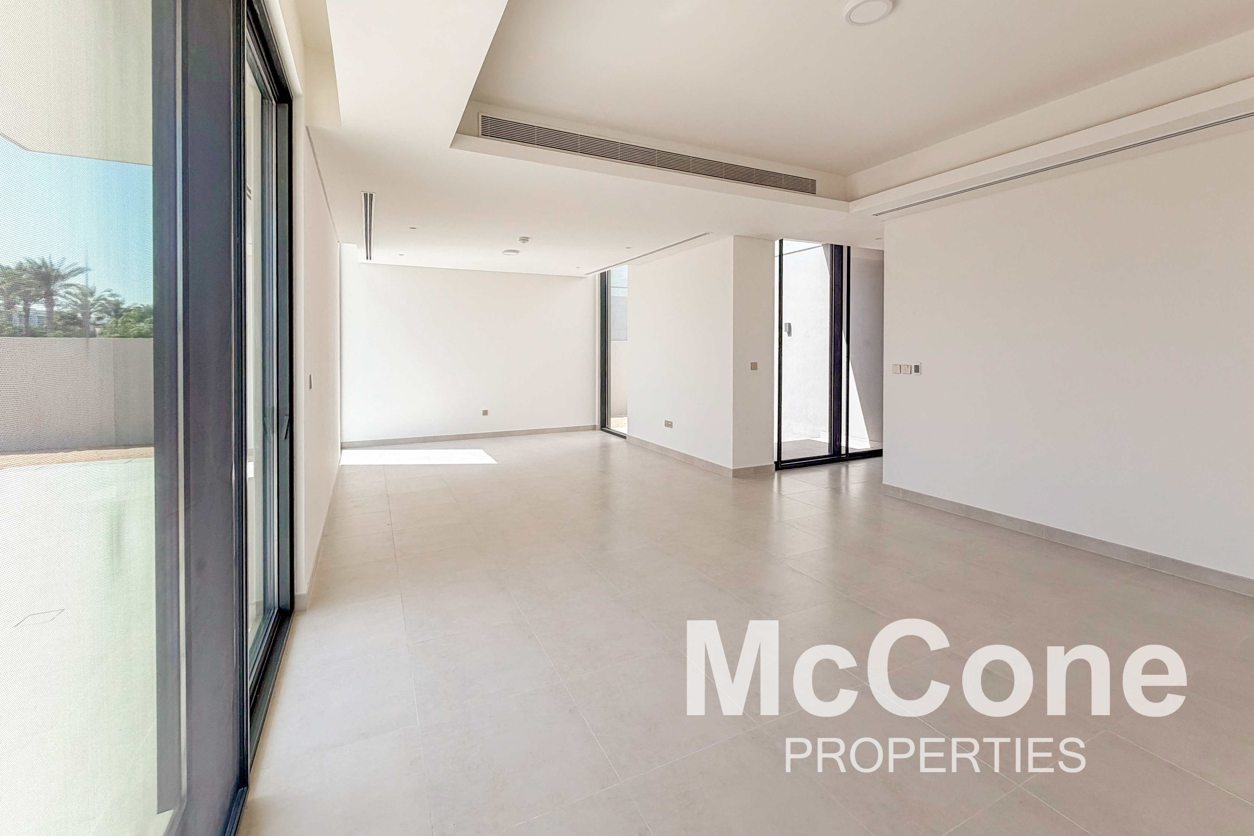 4 Bedroom Villa for Rent in Elie Saab 1, Arabian Ranches 3 — photo 3 of 26