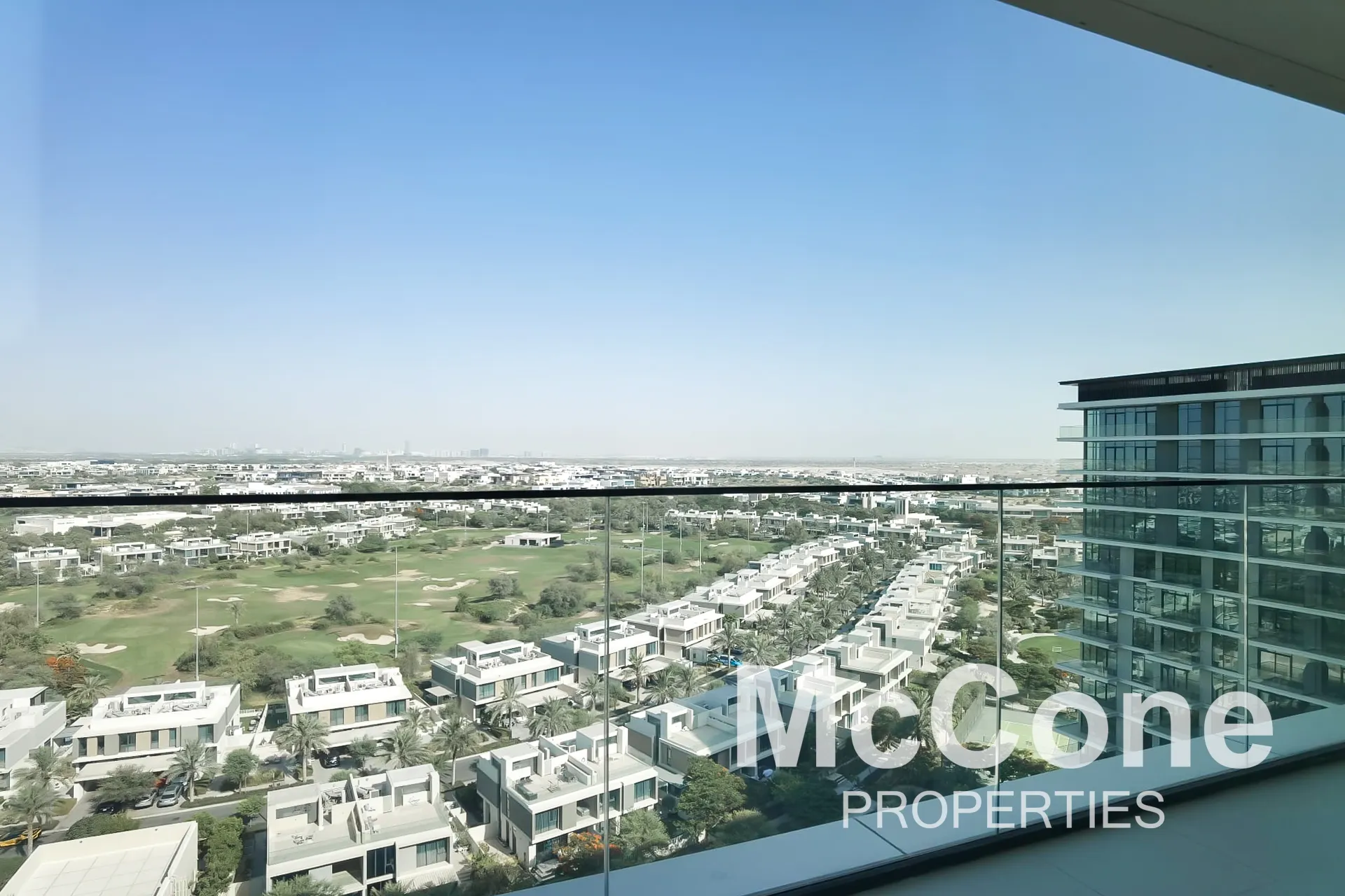 Golf Grand, Dubai