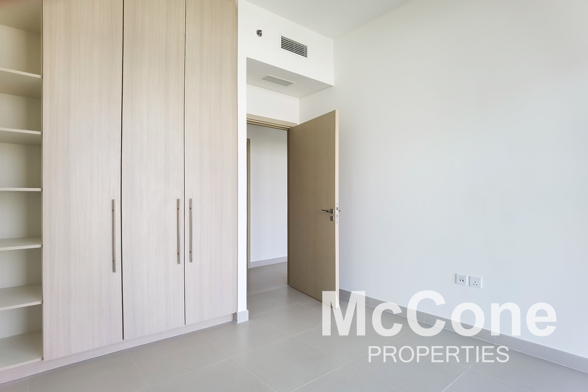 3 Bedroom Apartment for Rent in Golf Grand, Dubai Hills Estate — photograph 11 of 19