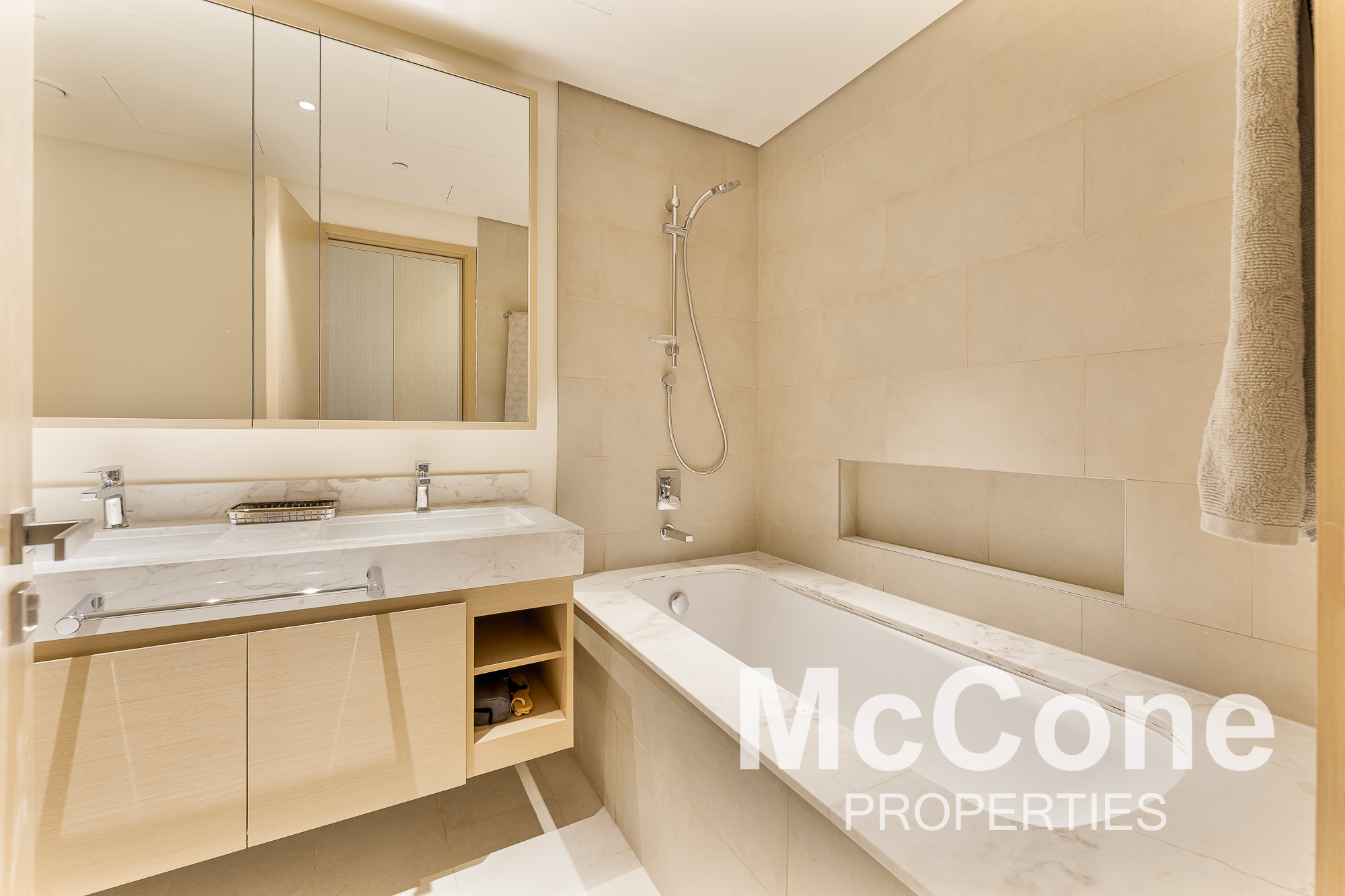 2 Bedroom Apartment for Rent in Creek Rise Tower 2, Dubai Creek Harbour (The Lagoons) — photograph 14 of 20