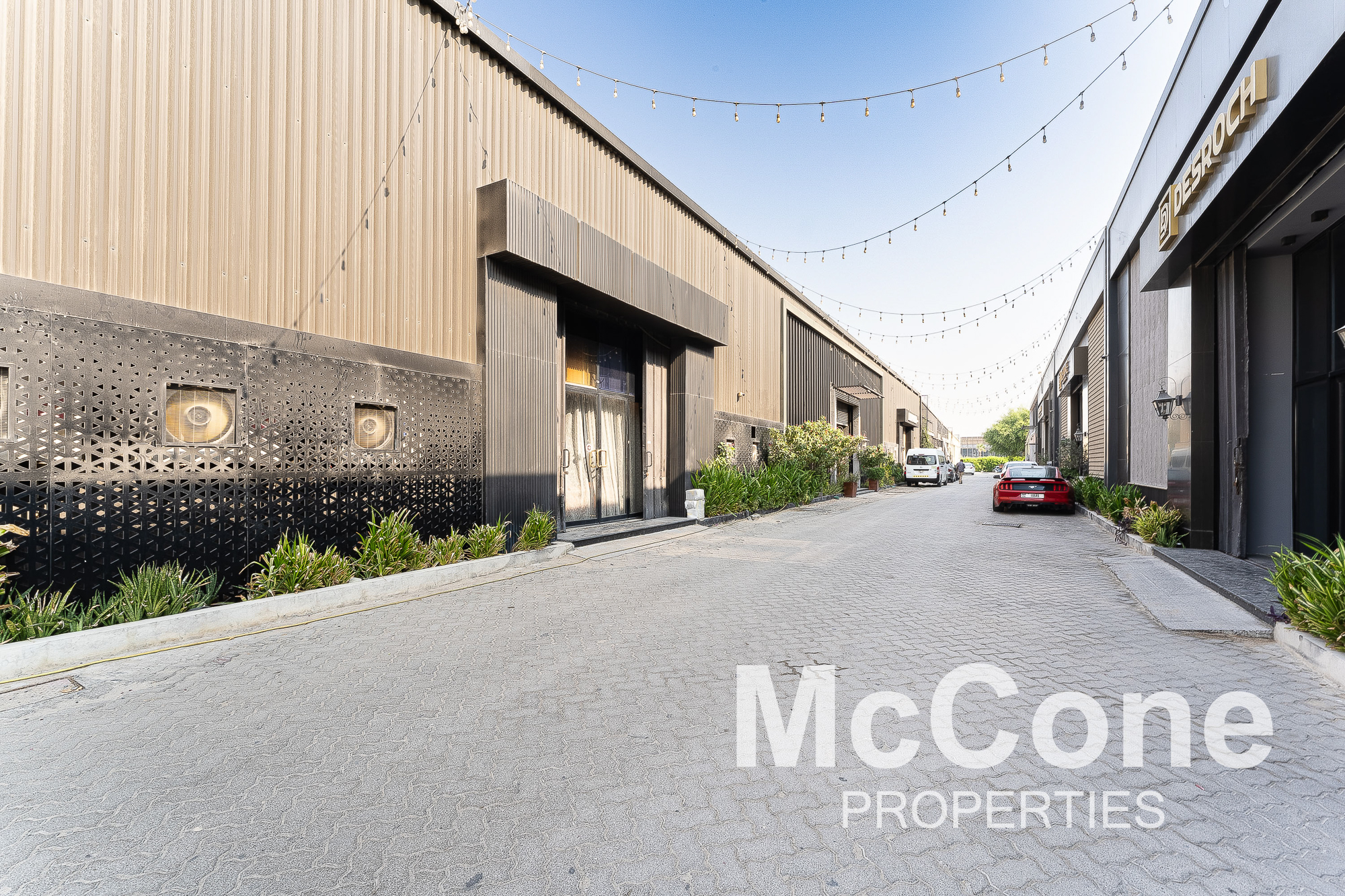 Warehouse for Rent in Al Quoz Industrial Area 1, Al Quoz — photo 8 of 12