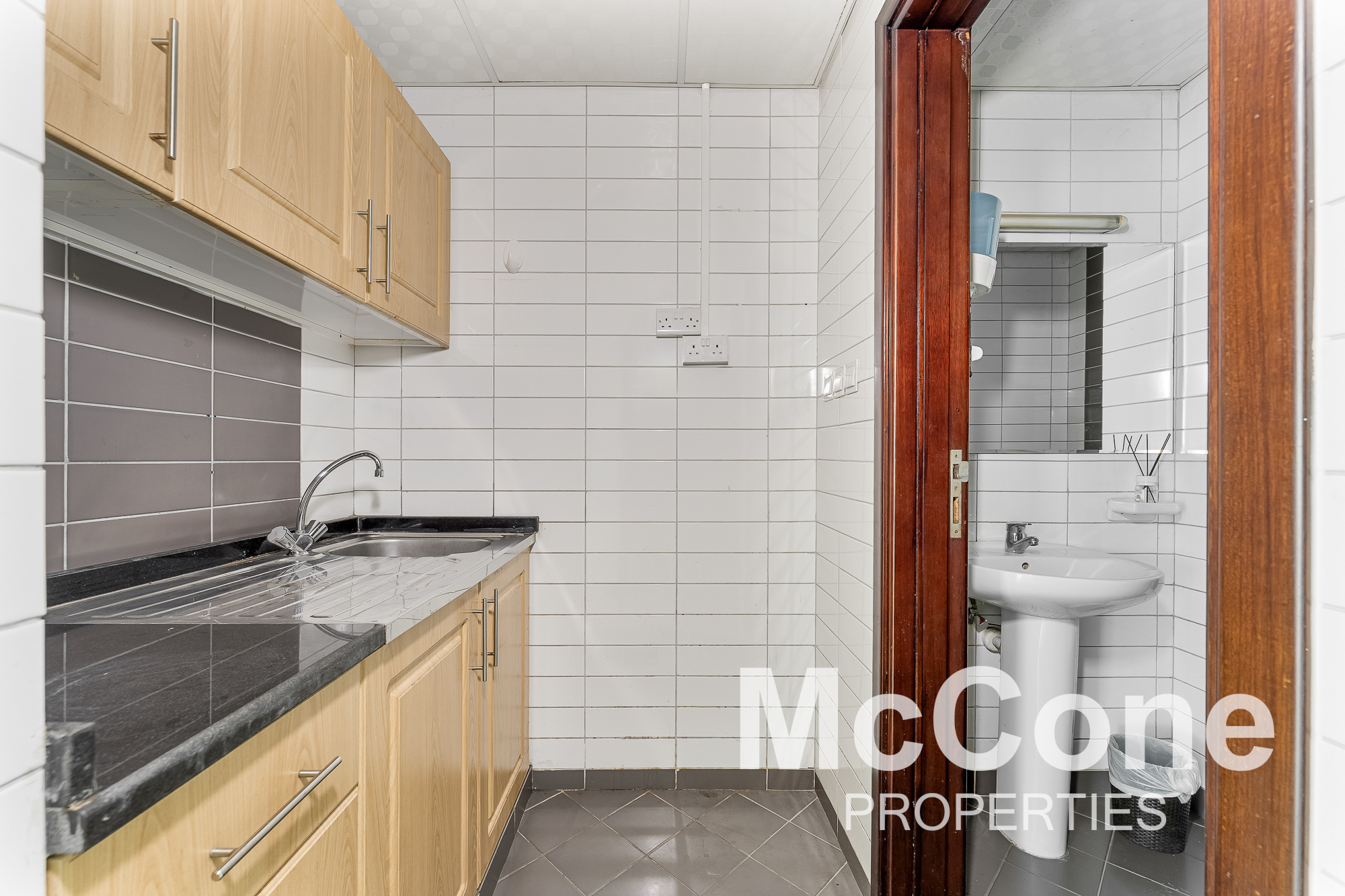 Office for Rent in Al Joud Centre, Al Quoz — photo 8 of 10