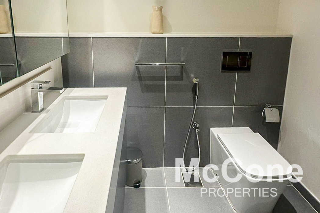 2 Bedroom Apartment for Rent in Creek Edge Tower 1, Dubai Creek Harbour (The Lagoons) — photograph 14 of 18
