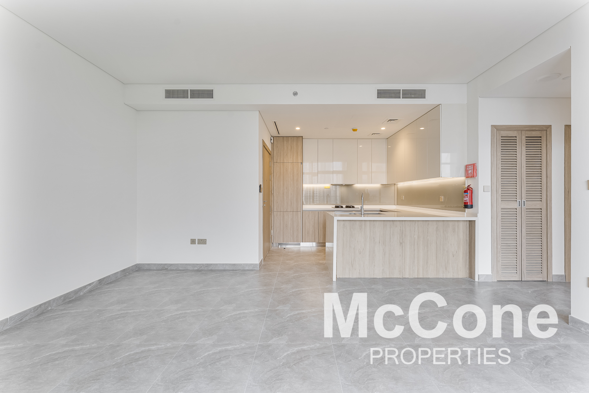 2 Bedroom Apartment for Rent in Peninsula Two, Business Bay — photo 3 of 17