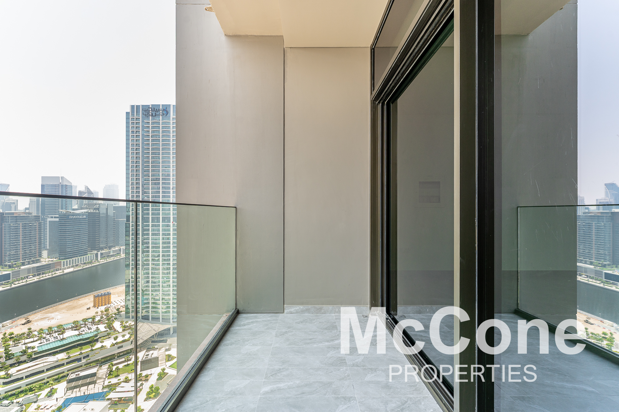 2 Bedroom Apartment for Rent in Peninsula Two, Business Bay — photograph 14 of 17