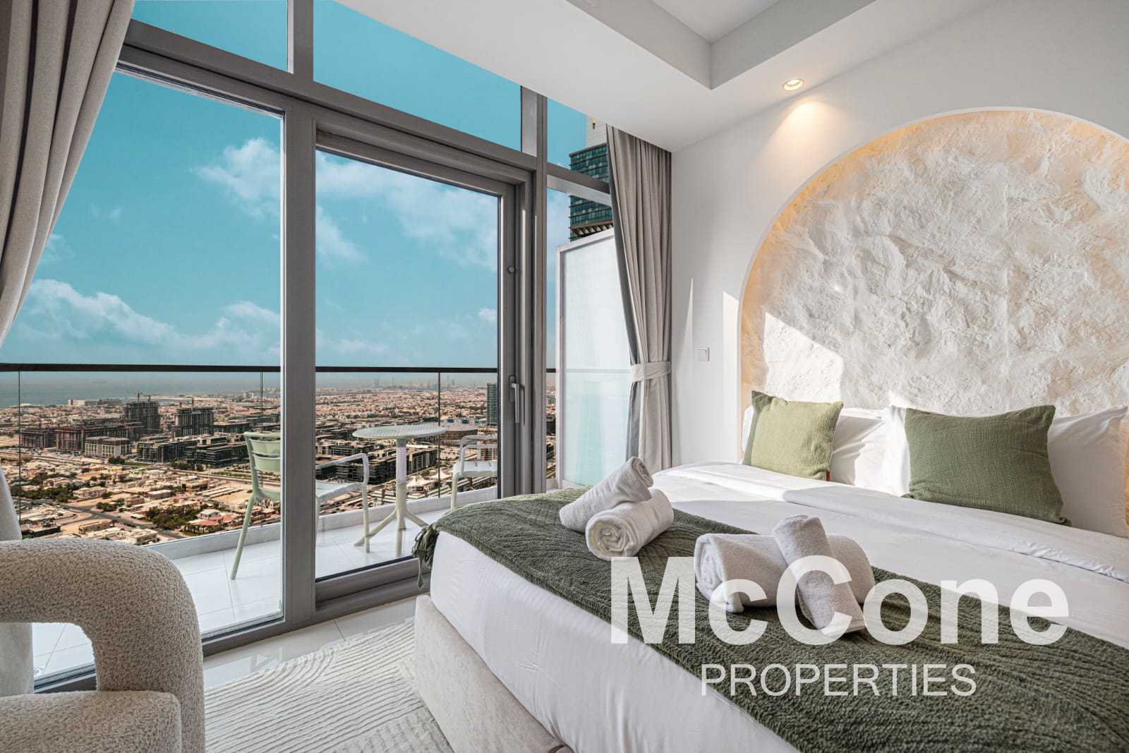 3 Bedroom Apartment for Rent in Paramount Tower Hotel & Residences, Business Bay — photograph 10 of 24