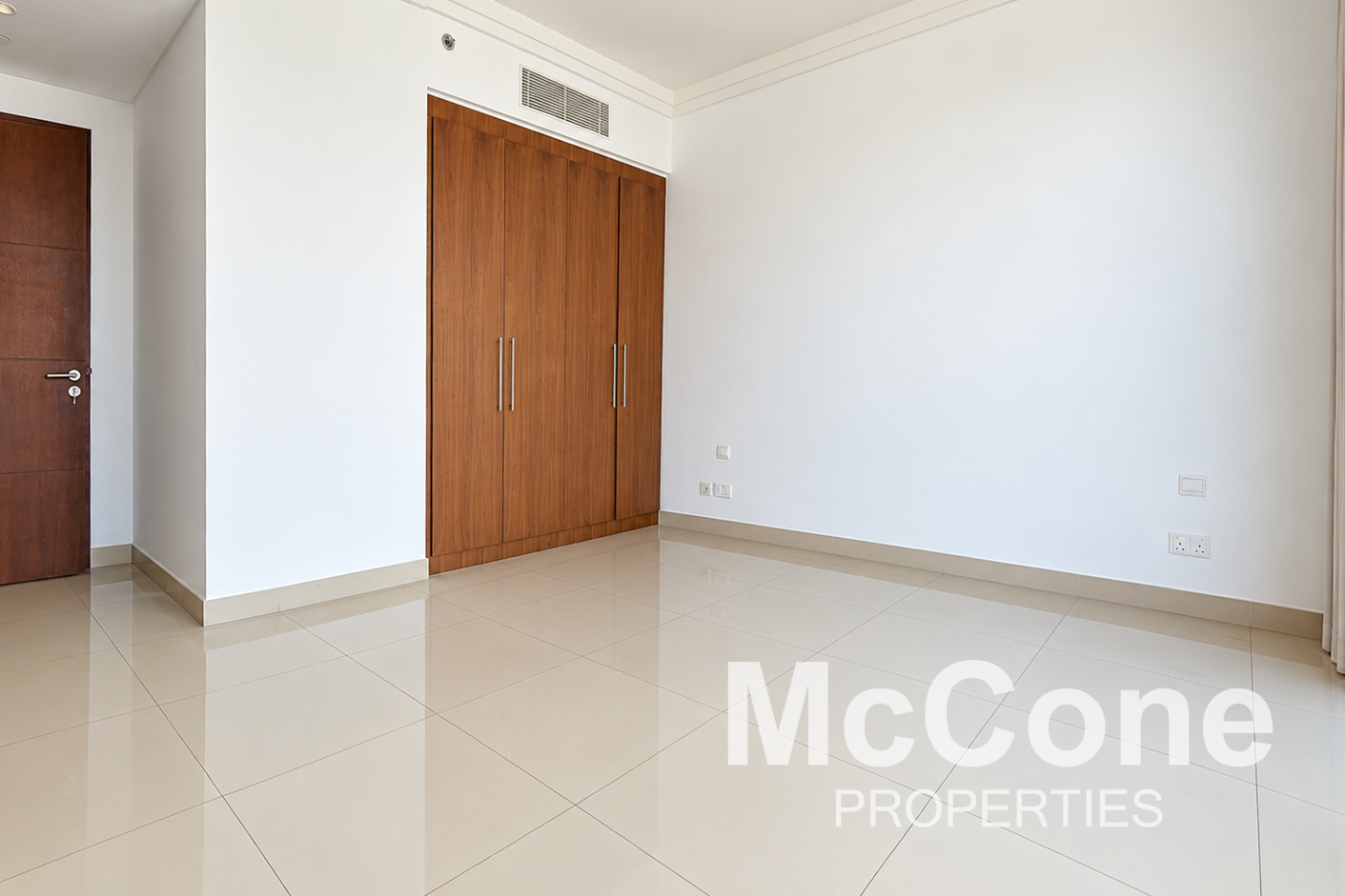 3 Bedroom Apartment for Rent in Boulevard Point, Downtown Dubai — photograph 12 of 24