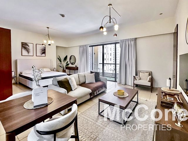 Studio Apartment for Rent in Rimal 4, Jumeirah Beach Residence