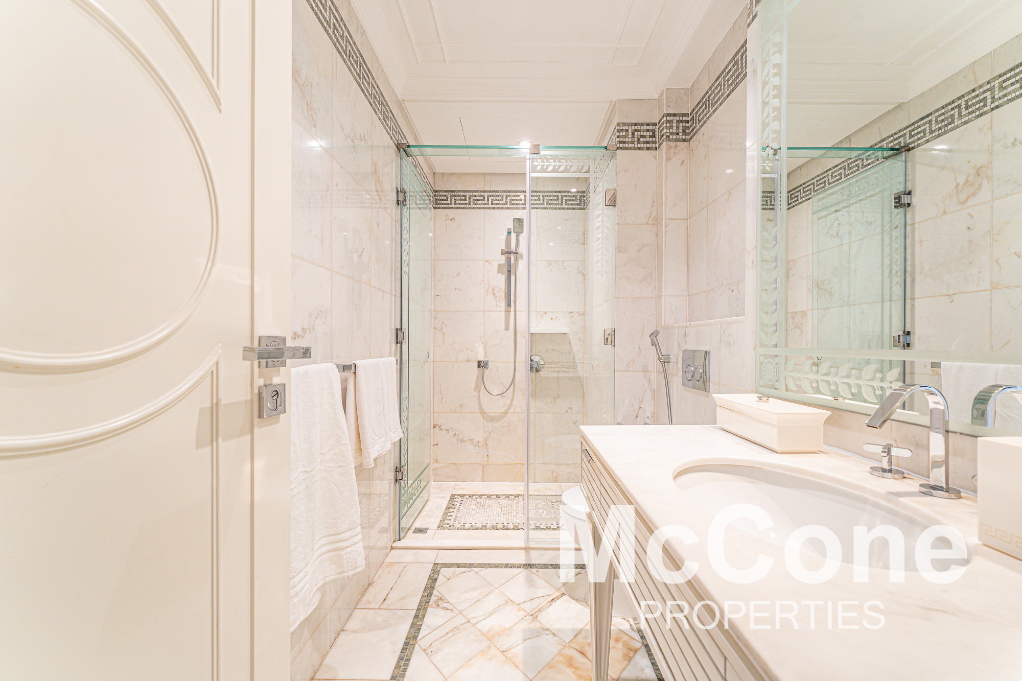 2 Bedroom Apartment for Rent in Palazzo Versace, Culture Village — photograph 16 of 20
