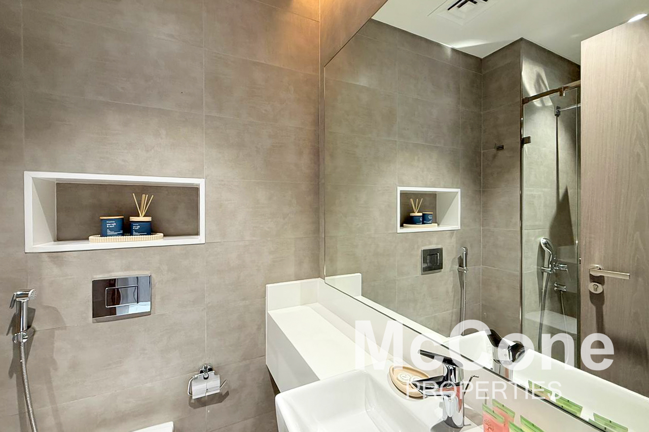 2 Bedroom Apartment for Rent in Residences 13, Mohammed Bin Rashid City — photo 8 of 11