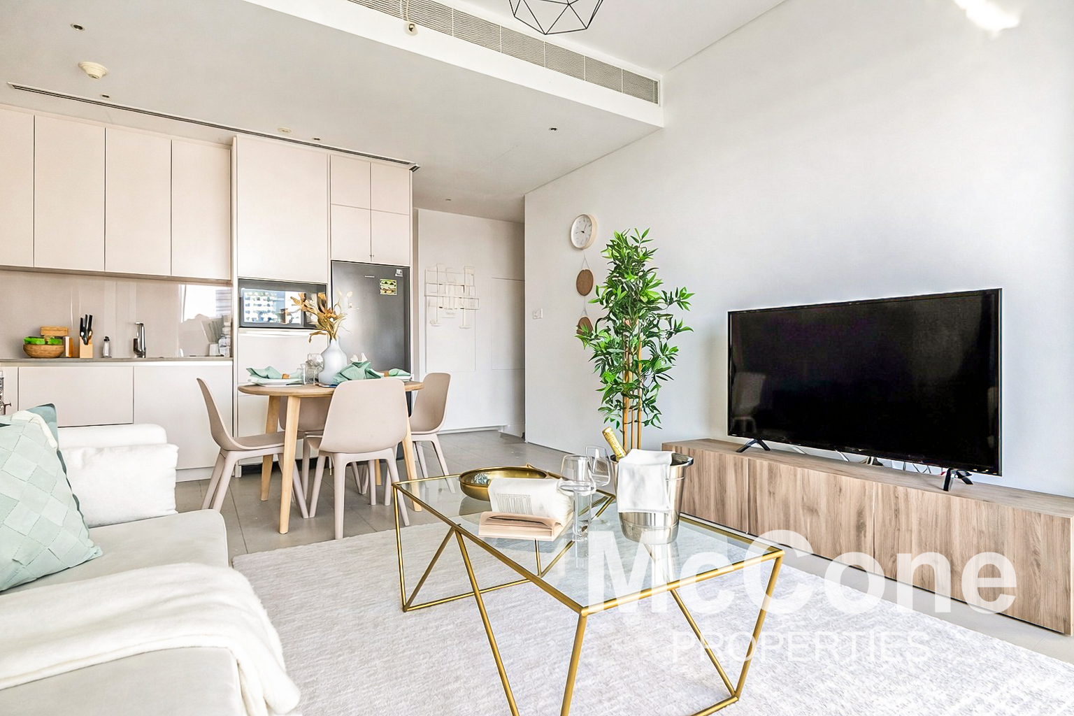 1 Bedroom Apartment for Rent in Jumeirah Gate Tower 1, Jumeirah Beach Residence — photo 3 of 11