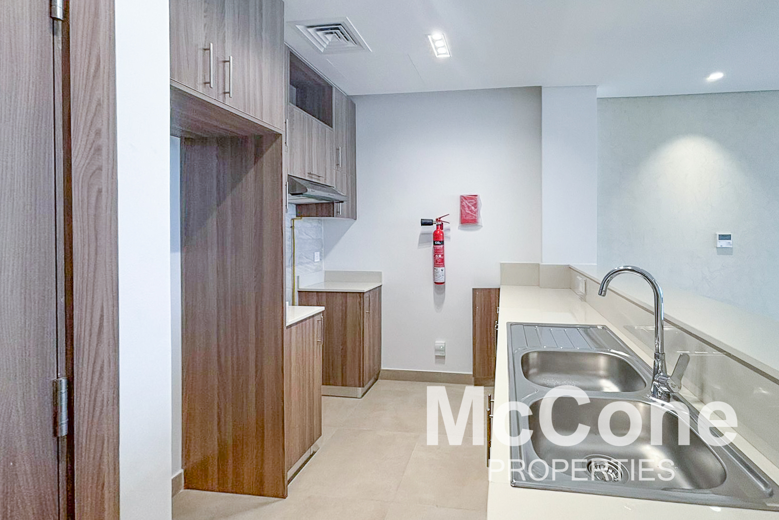 2 Bedroom Apartment for Rent in Gateway Residences 2, Mina Al Arab — photo 7 of 28