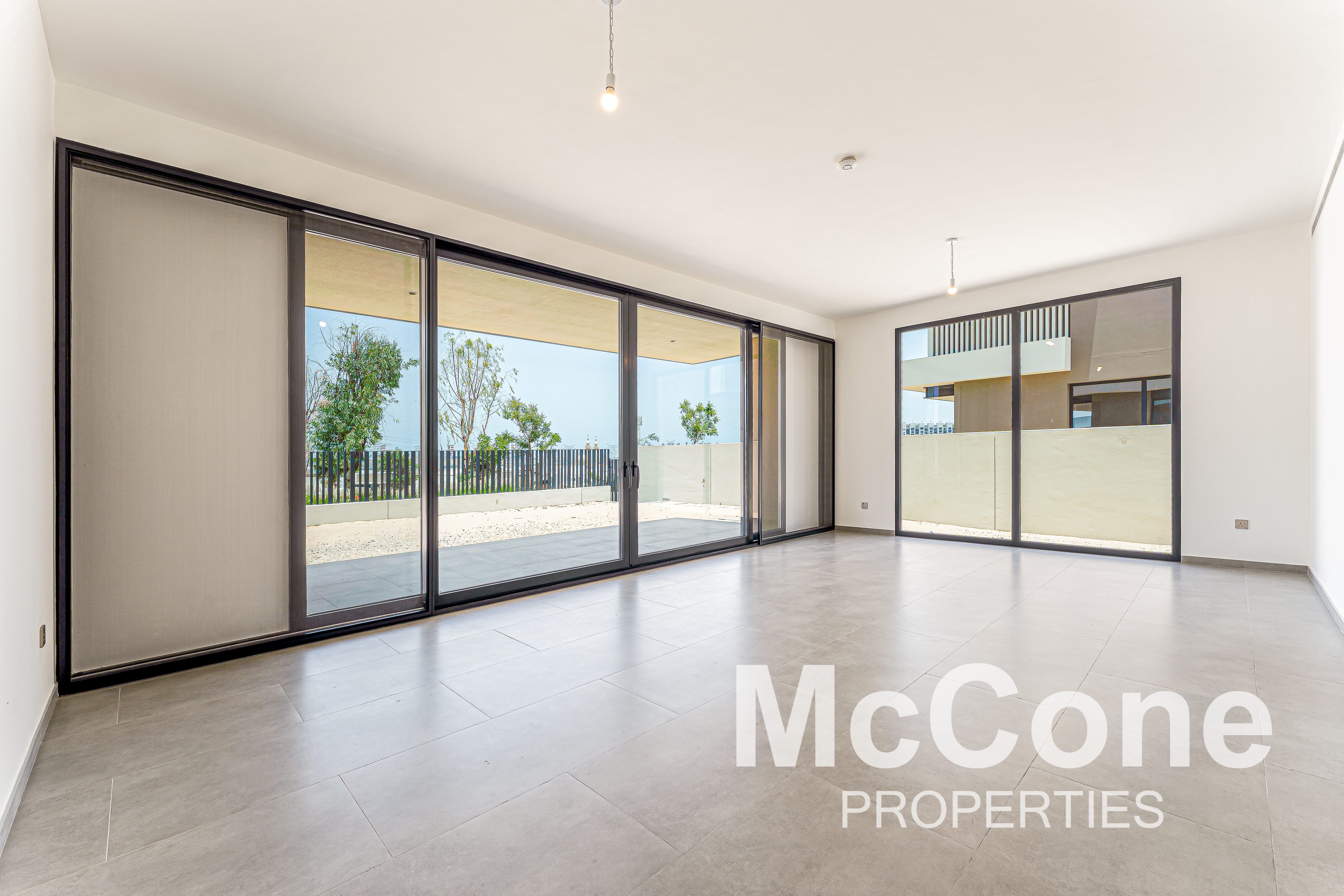 5 Bedroom Villa for Rent in Jebel Ali Village Villas, Jebel Ali — photo 3 of 29