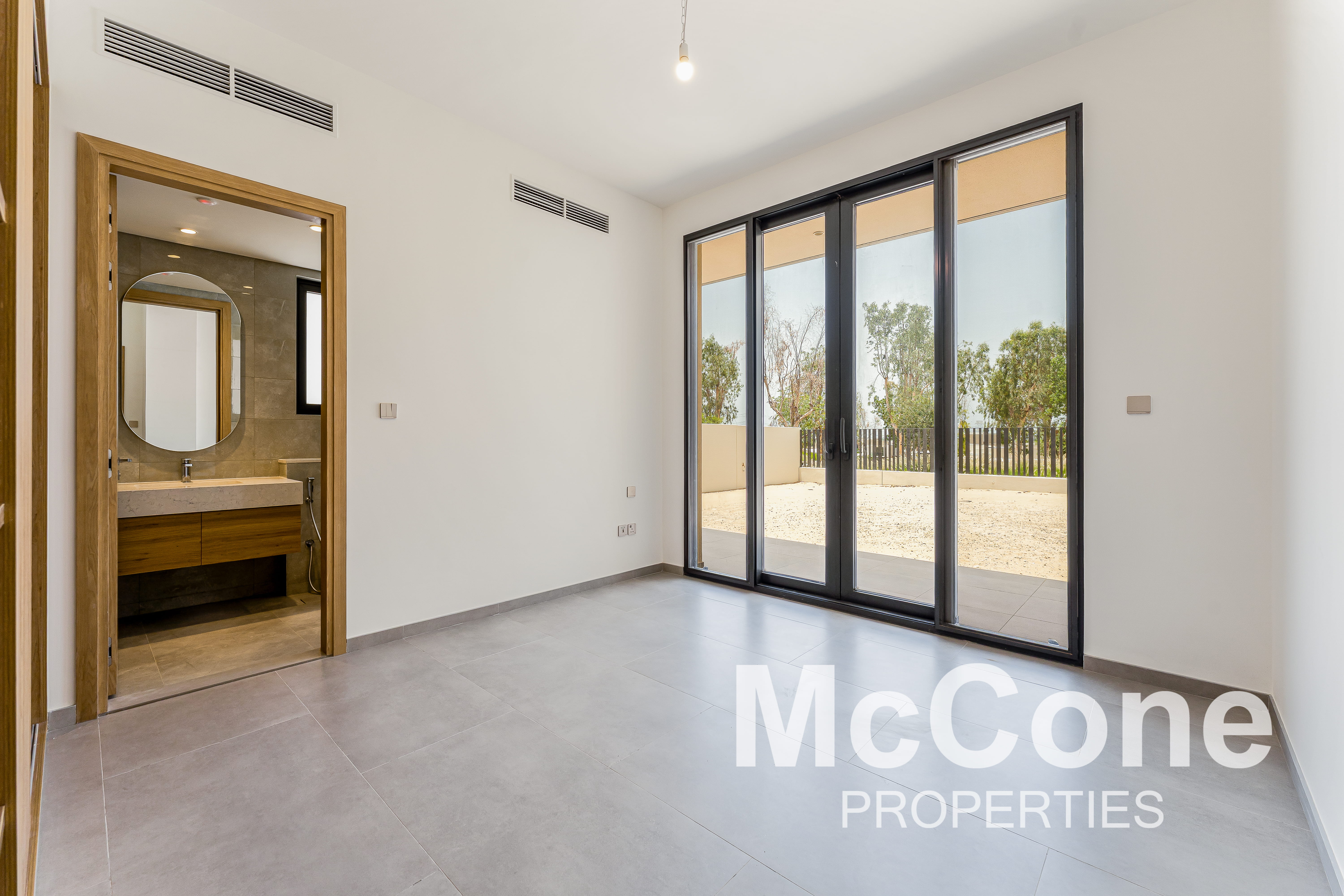 5 Bedroom Villa for Rent in Jebel Ali Village Villas, Jebel Ali — photo 9 of 29