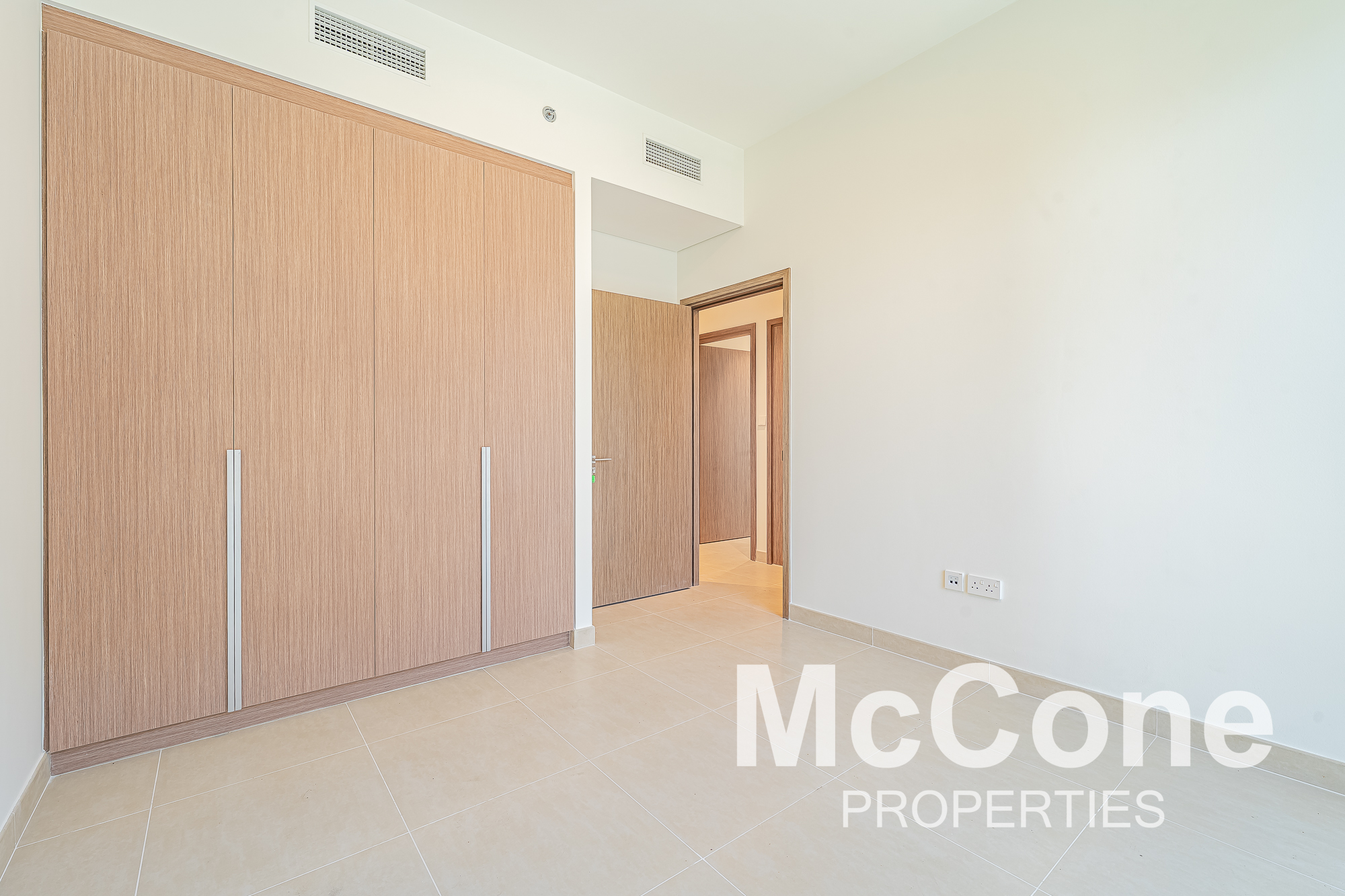 2 Bedroom Apartment for Rent in Seagate Building 1, Mina Rashid — photo 6 of 15