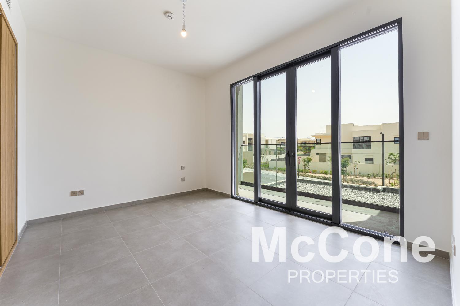 5 Bedroom Villa for Rent in Jebel Ali Village Villas, Jebel Ali — photograph 12 of 14