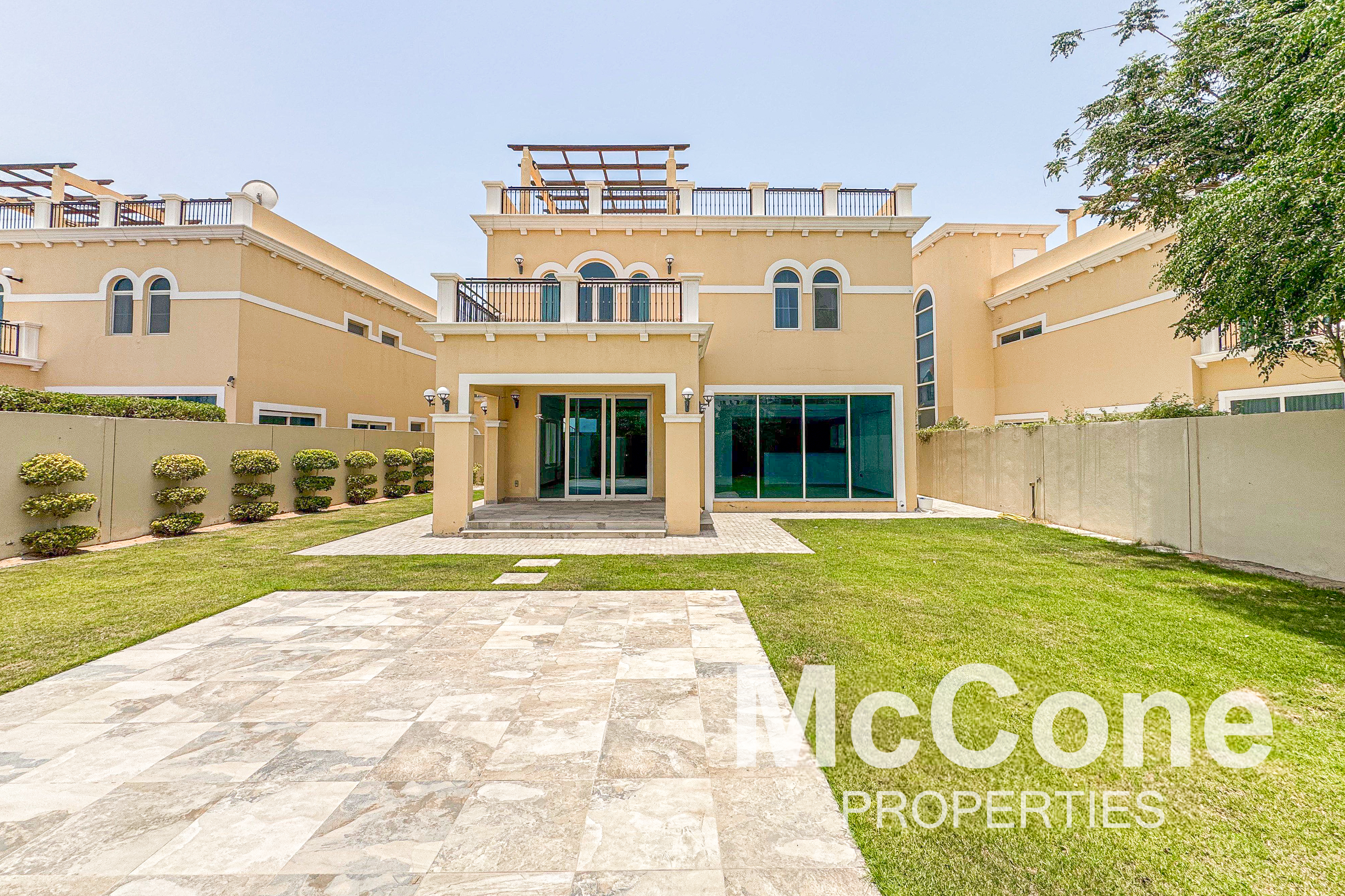 4 Bedroom Villa for Rent in Legacy Nova Villas, Jumeirah Park