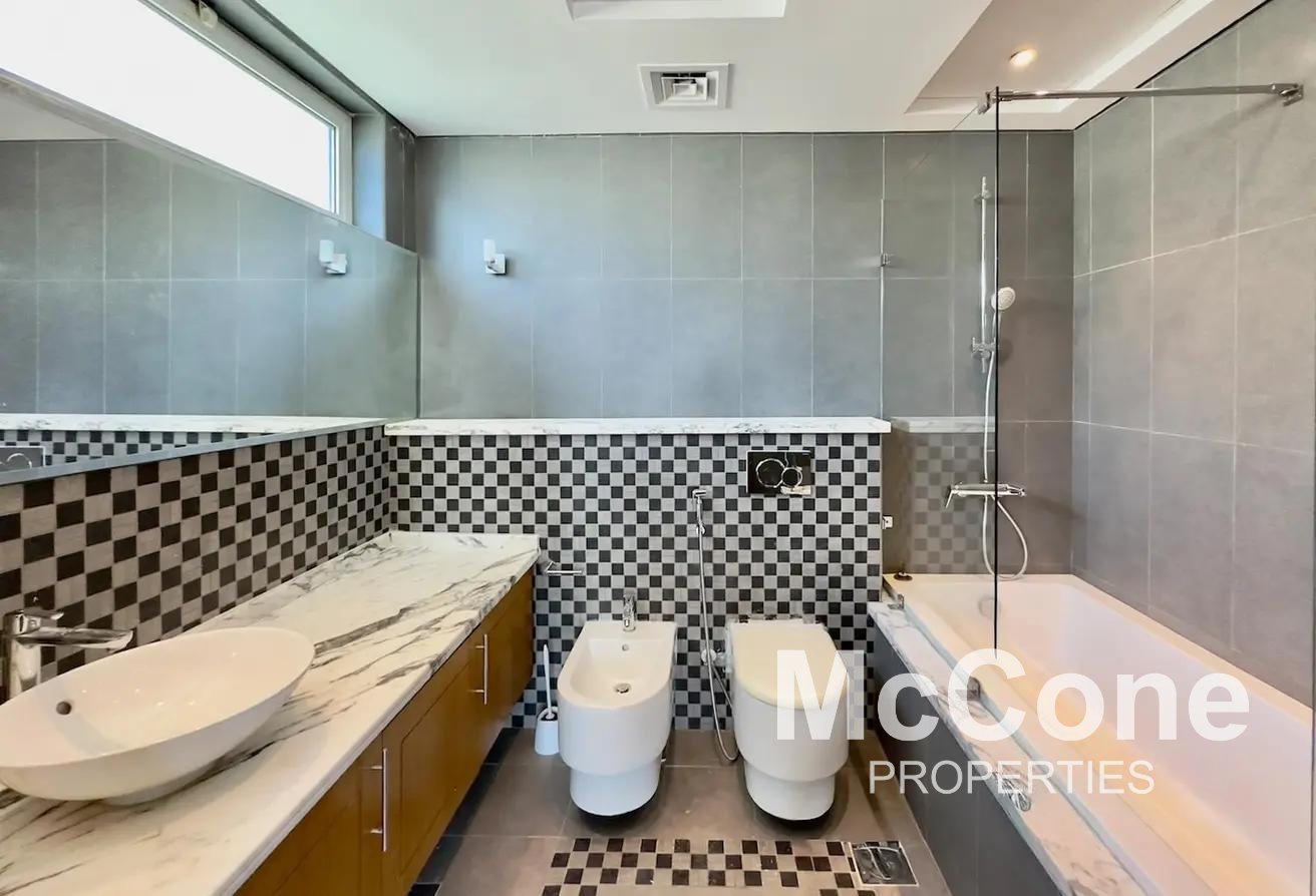 4 Bedroom Villa for Rent in Legacy Nova Villas, Jumeirah Park — photo 9 of 10