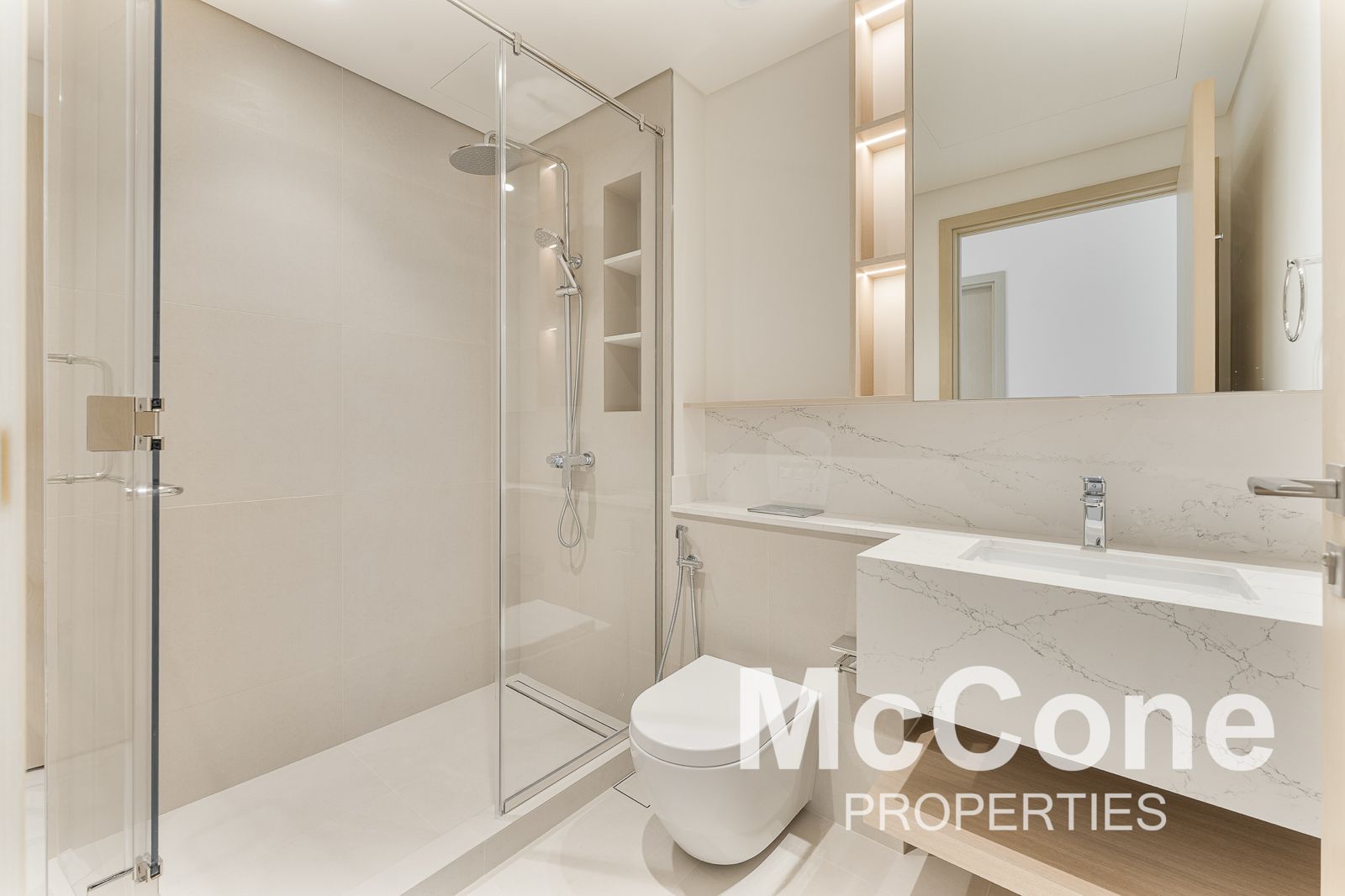 2 Bedroom Apartment for Rent in Golf Grand, Dubai Hills Estate — photograph 13 of 16